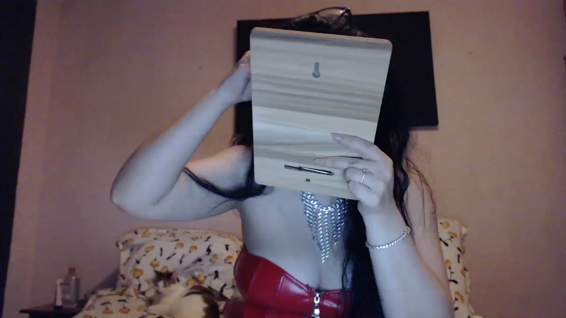 Gallery image thumbnail from Aahh_Emilia's myfreecams stream on, 01/06/2024, 16:16 image 14 of 20