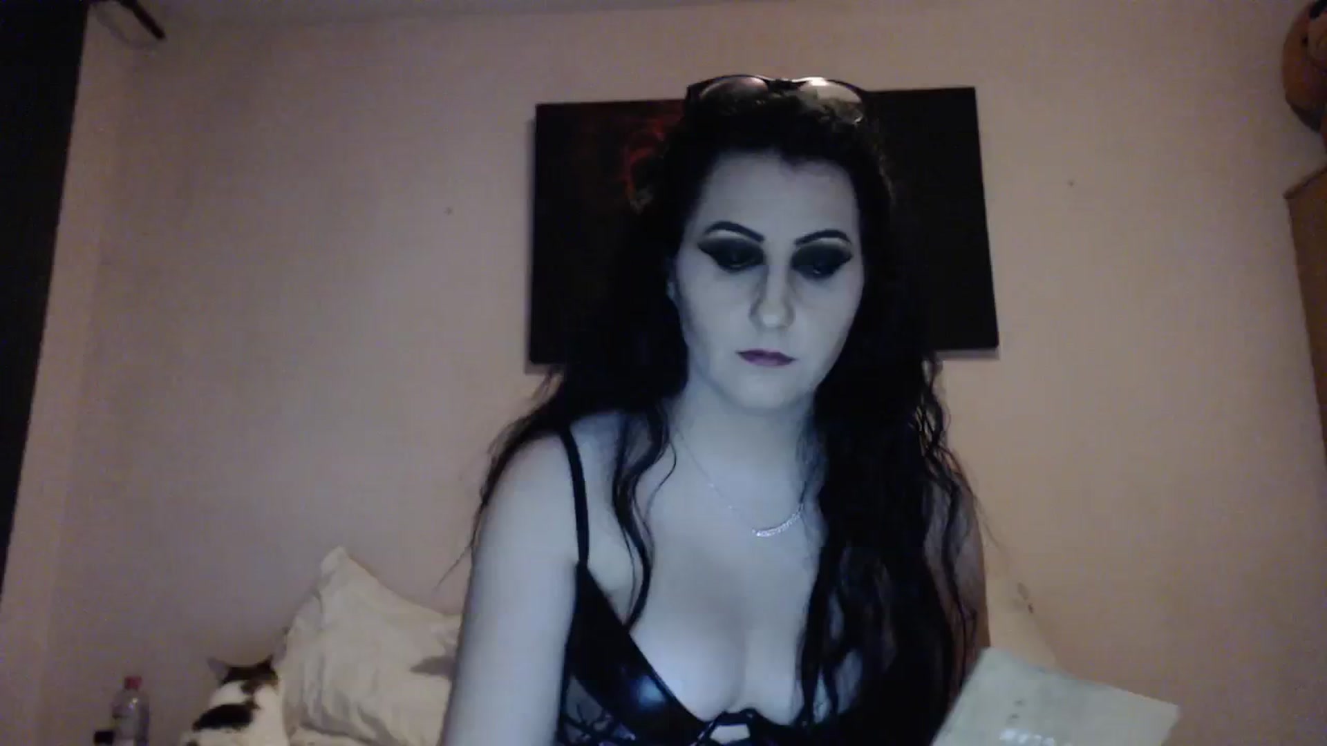 Gallery image thumbnail from Aahh_Emilia's myfreecams stream on, 01/14/2024, 18:40 image 1 of 20
