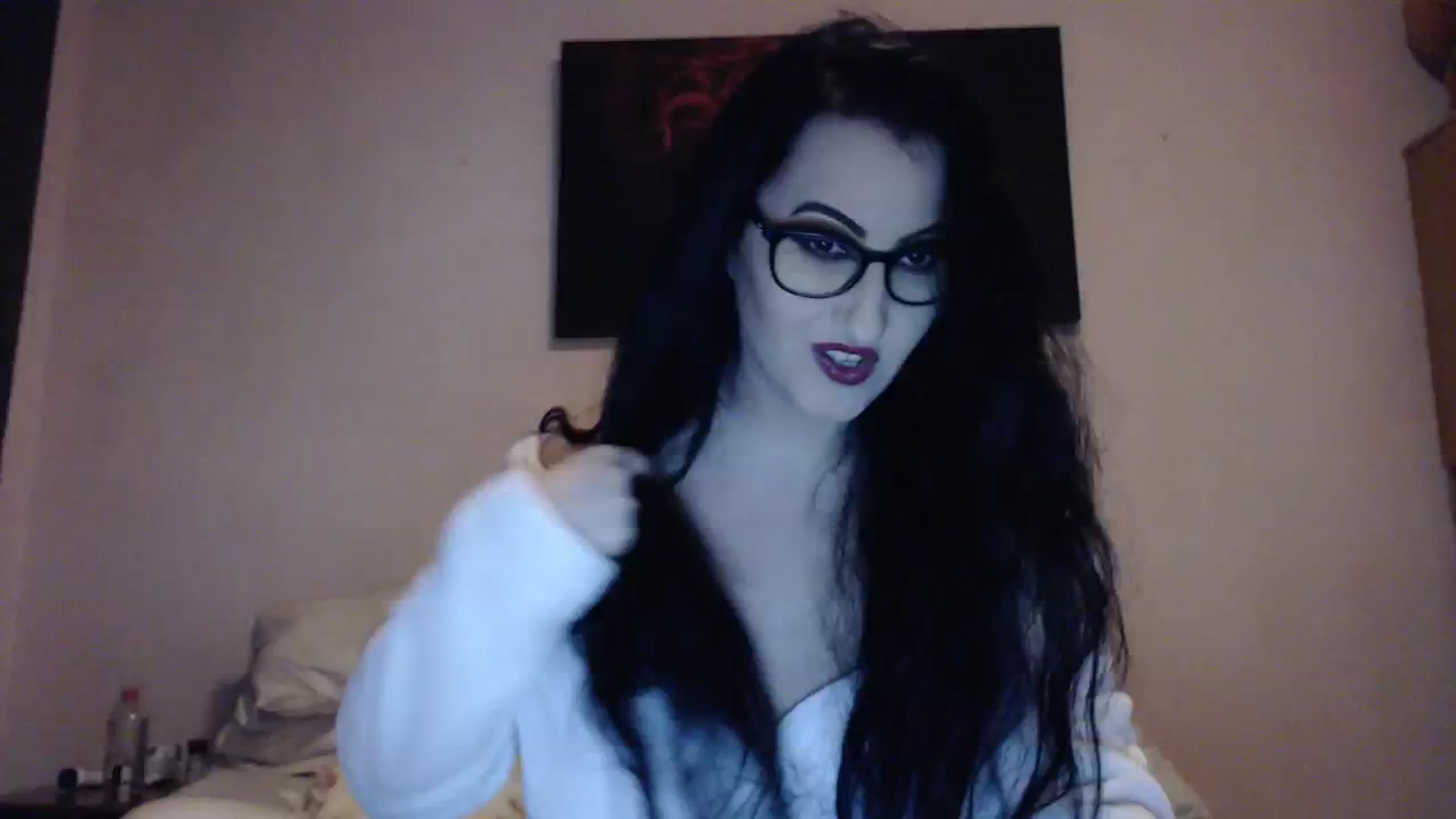 Gallery image thumbnail from Aahh_Emilia's myfreecams stream on, 01/19/2024, 16:04 image 15 of 20