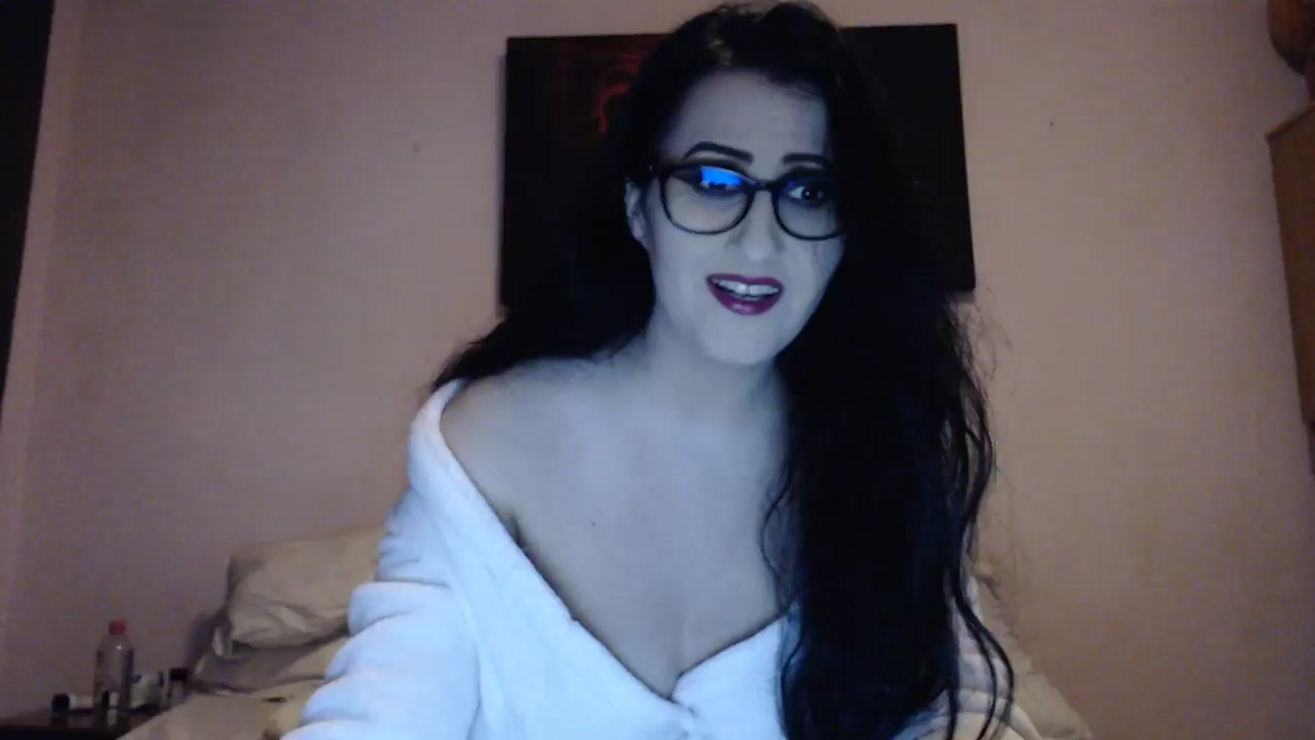 Gallery image thumbnail from Aahh_Emilia's myfreecams stream on, 01/19/2024, 16:04 image 5 of 20