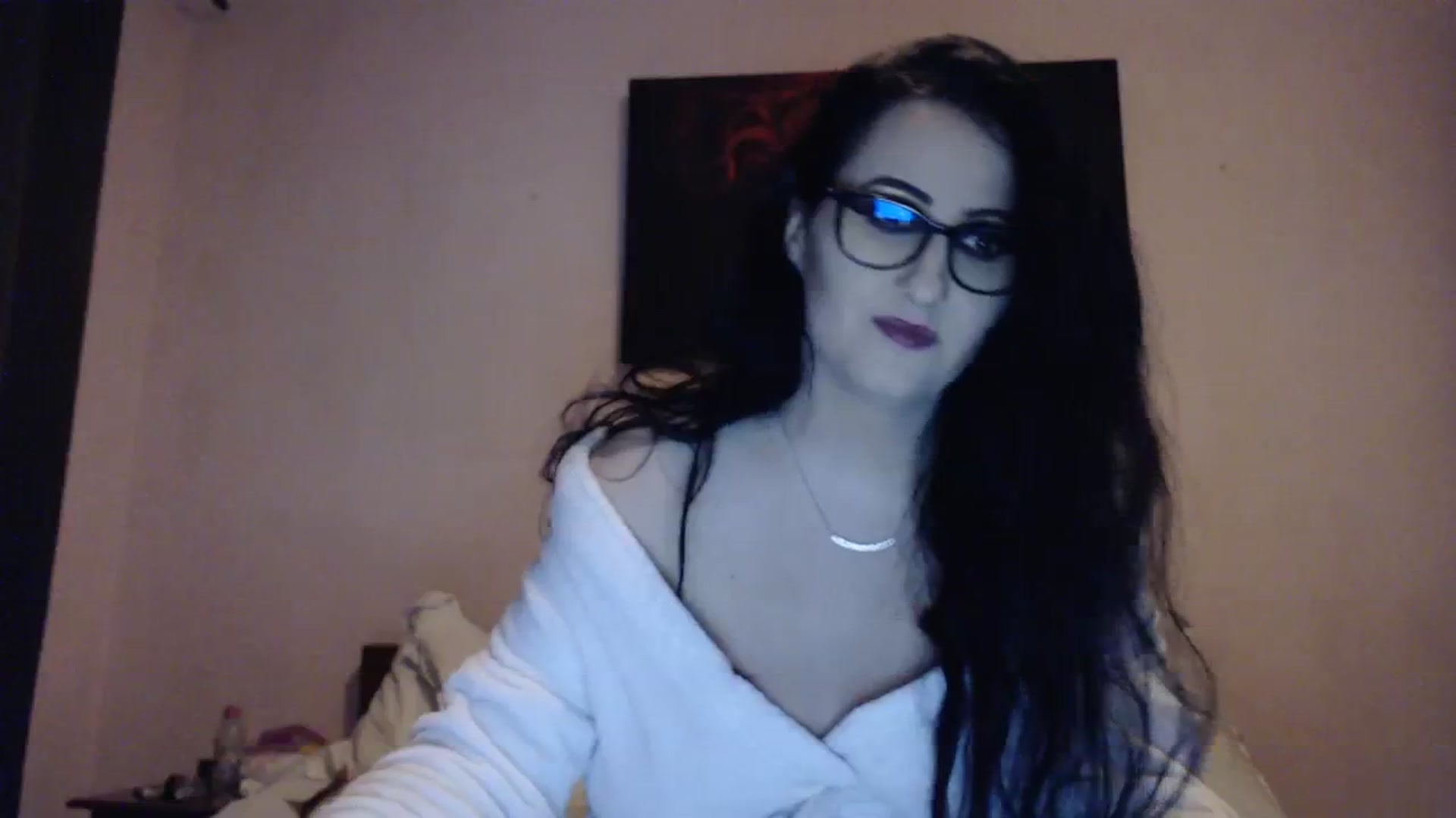 Gallery image thumbnail from Aahh_Emilia's myfreecams stream on, 01/30/2024, 16:46 image 11 of 20