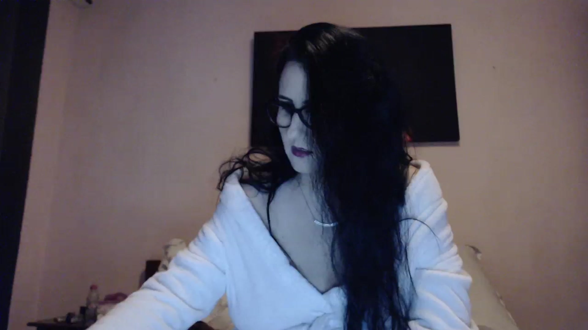 Gallery image thumbnail from Aahh_Emilia's myfreecams stream on, 01/30/2024, 16:46 image 12 of 20