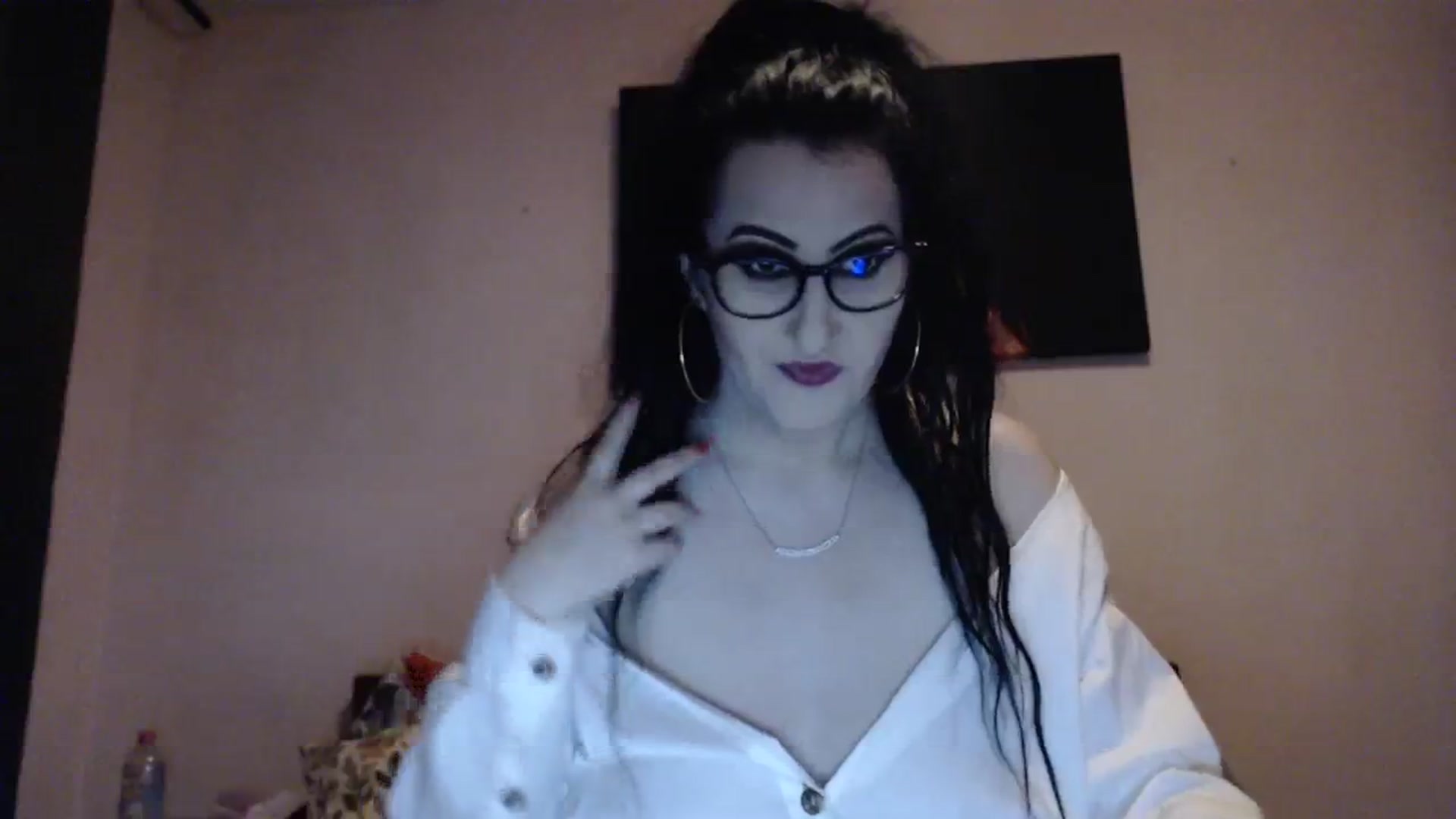 Gallery image thumbnail from Aahh_Emilia's myfreecams stream on, 02/10/2024, 16:08 image 13 of 20