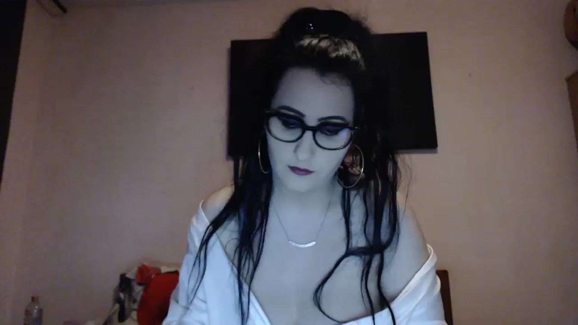 Gallery image thumbnail from Aahh_Emilia's myfreecams stream on, 02/10/2024, 18:50 image 4 of 20