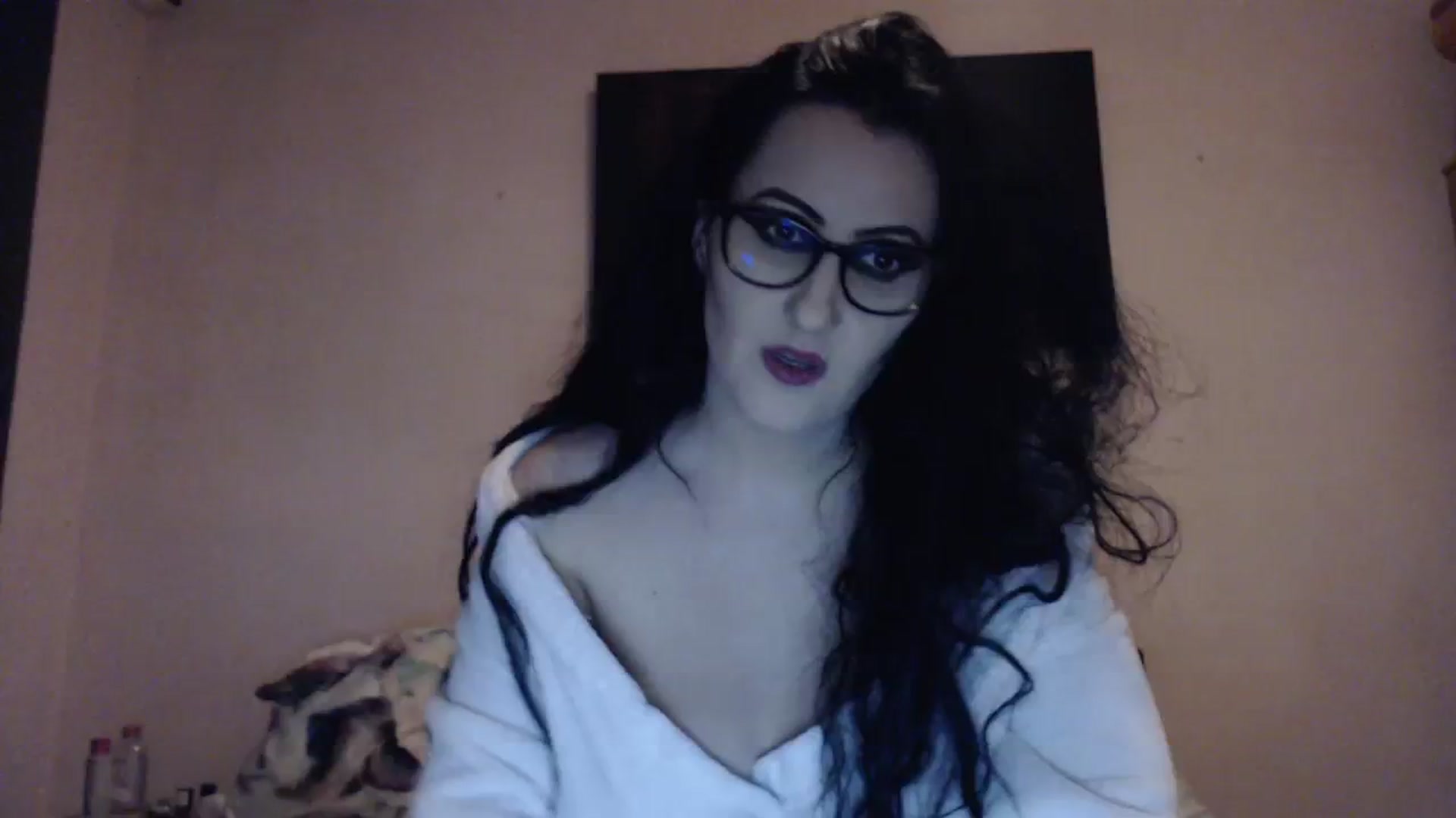 Gallery image thumbnail from Aahh_Emilia's myfreecams stream on, 03/06/2024, 16:50 image 17 of 20