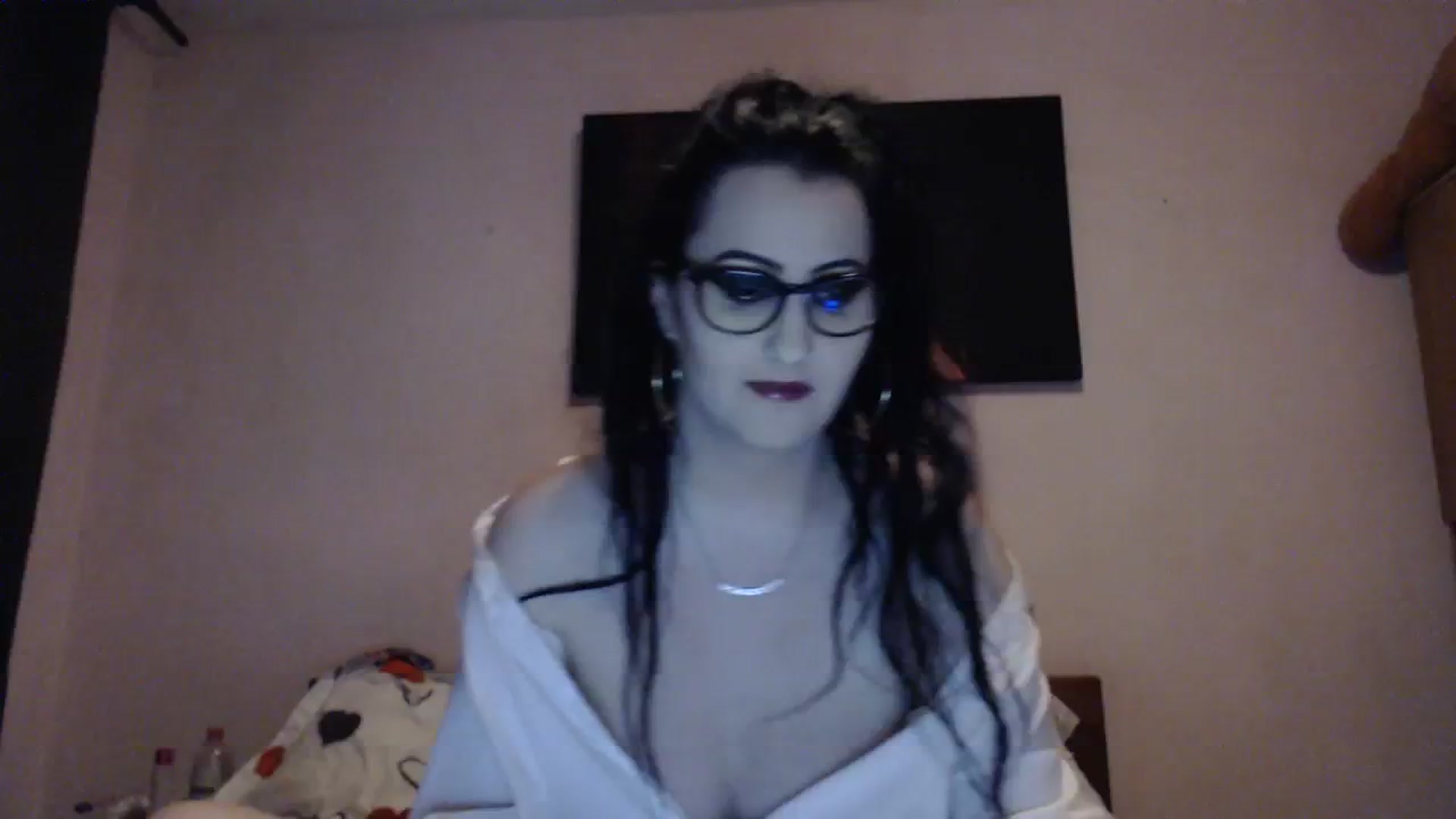 Gallery image thumbnail from Aahh_Emilia's myfreecams stream on, 03/16/2024, 18:00 image 1 of 20