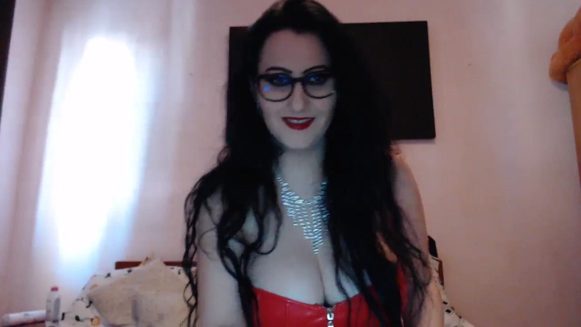 Gallery image thumbnail from Aahh_Emilia's myfreecams stream on, 04/09/2024, 15:33 image 9 of 20
