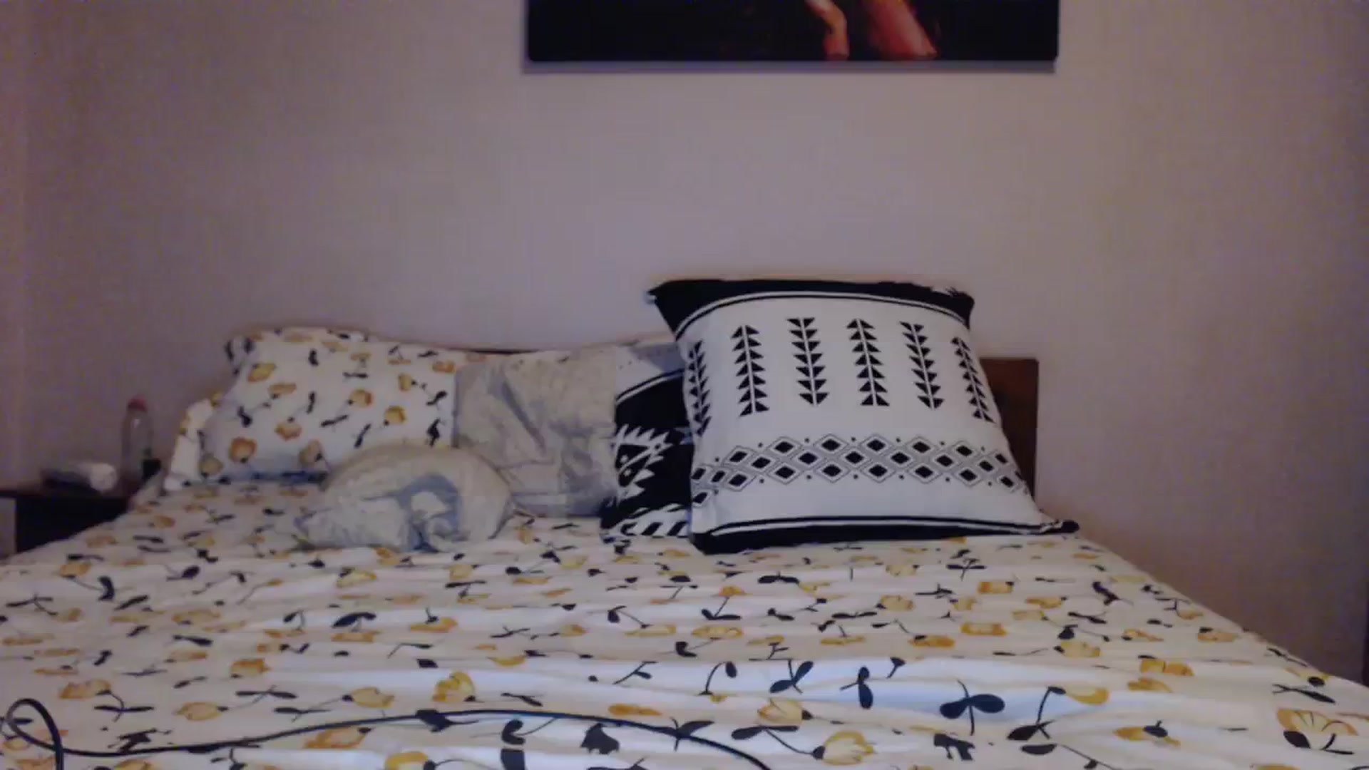 Gallery image thumbnail from Aahh_Emilia's myfreecams stream on, 04/10/2024, 18:13 image 4 of 20
