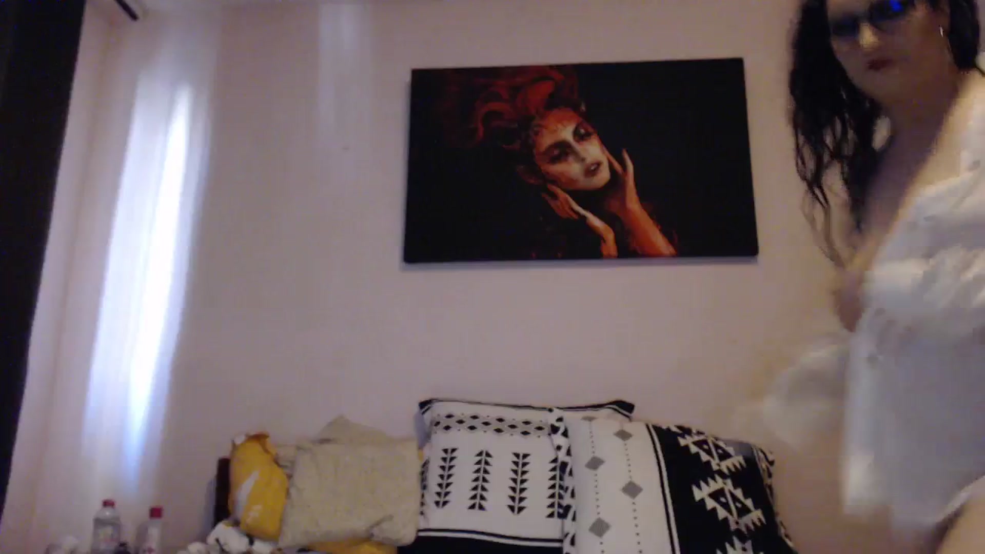 Gallery image thumbnail from Aahh_Emilia's myfreecams stream on, 04/11/2024, 15:10 image 17 of 20