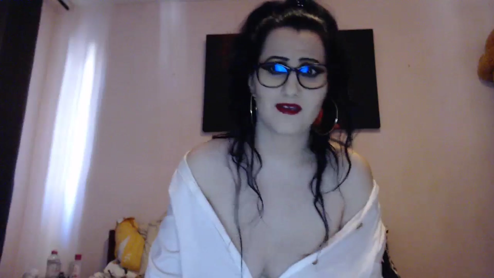 Gallery image thumbnail from Aahh_Emilia's myfreecams stream on, 04/11/2024, 15:10 image 6 of 20