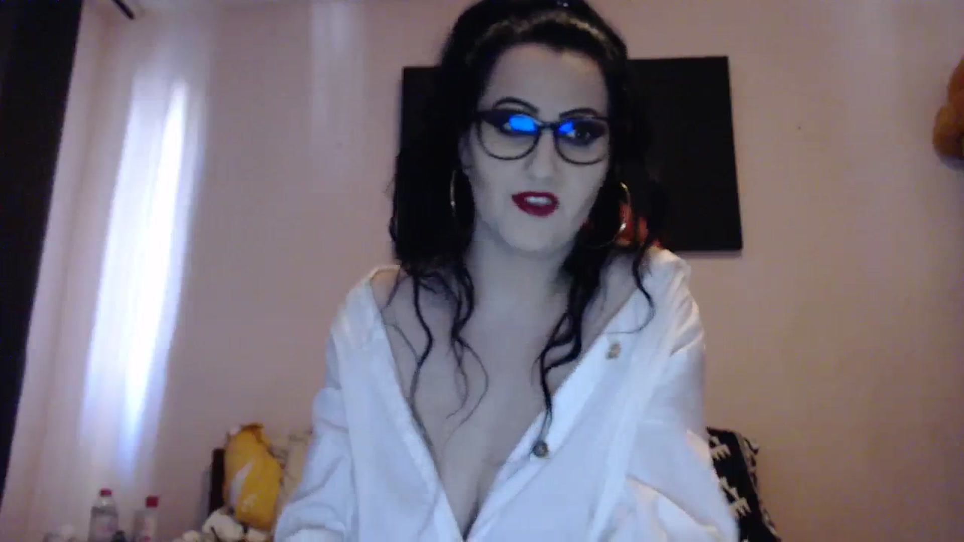 Gallery image thumbnail from Aahh_Emilia's myfreecams stream on, 04/11/2024, 15:10 image 3 of 20