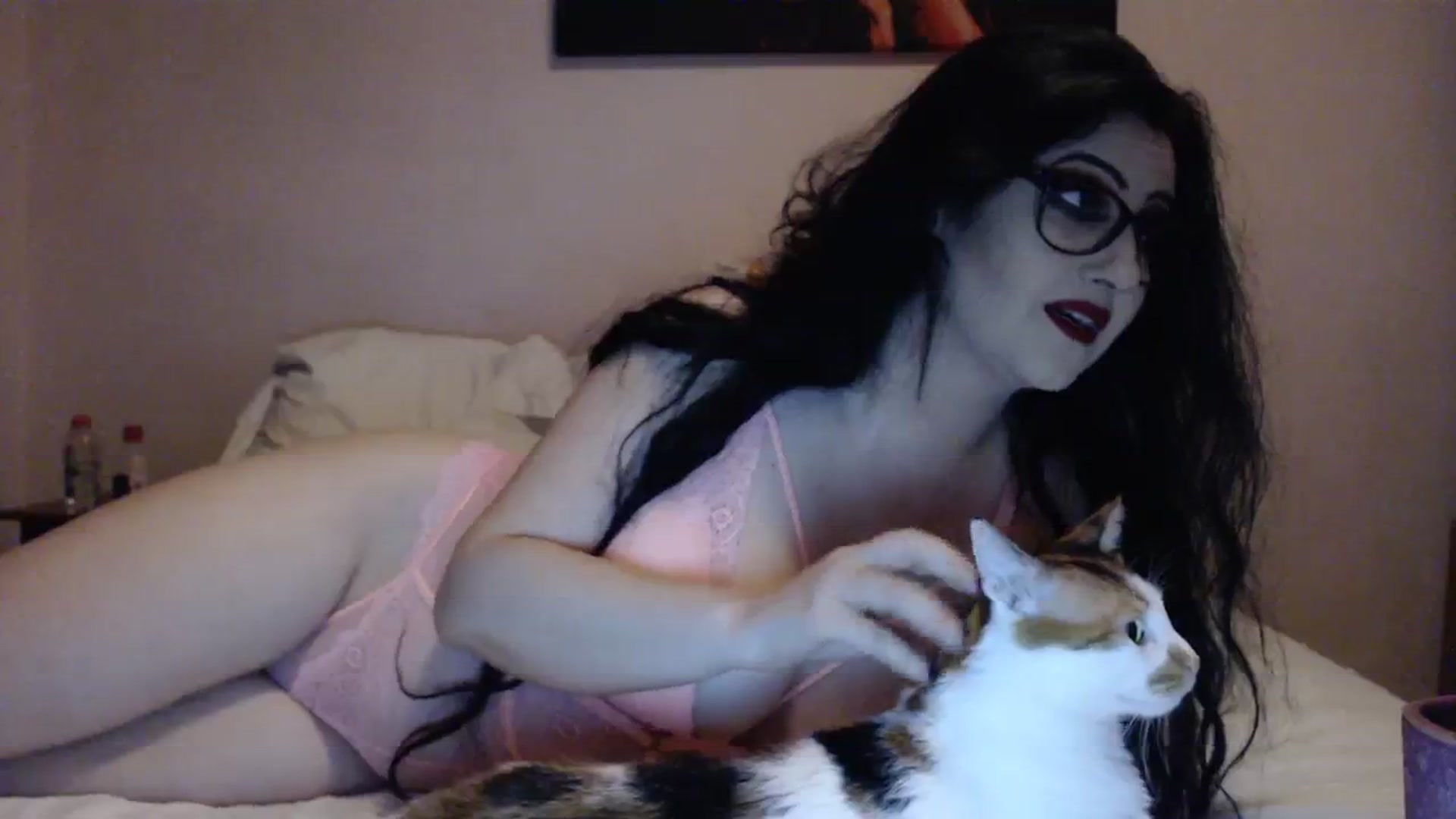 Gallery image thumbnail from Aahh_Emilia's myfreecams stream on, 04/13/2024, 17:37 image 17 of 20