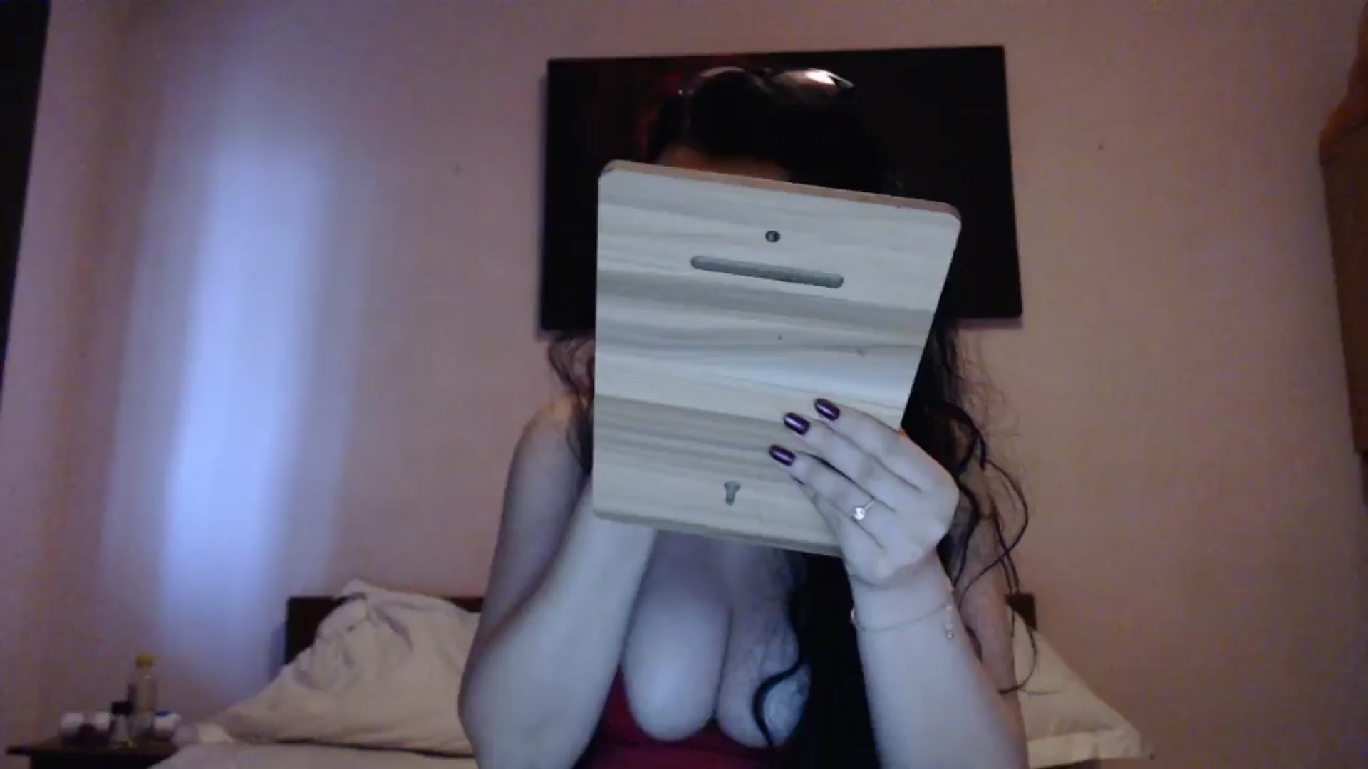 Gallery image thumbnail from Aahh_Emilia's myfreecams stream on, 05/06/2024, 18:11 image 1 of 20