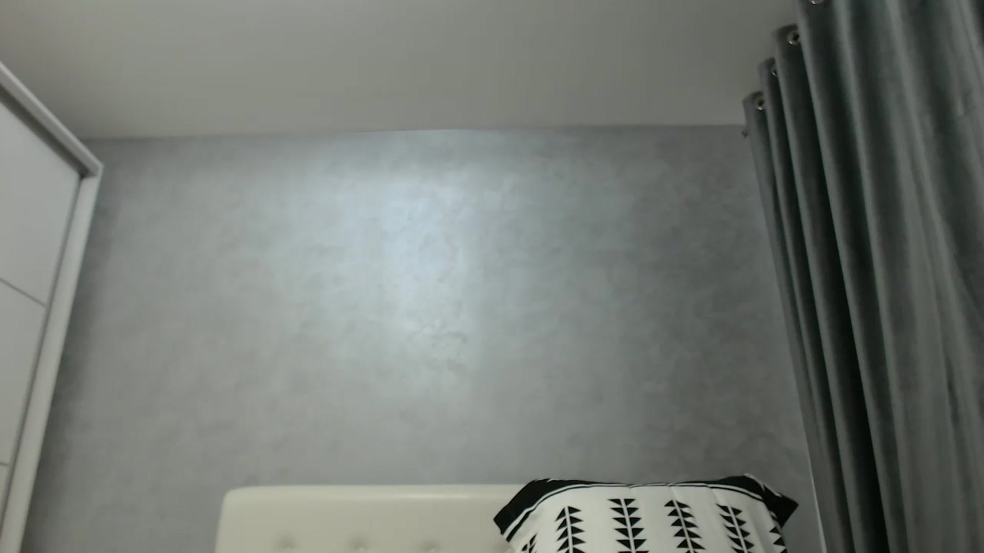 Gallery image thumbnail from Aahh_Emilia's myfreecams stream on, 06/10/2024, 18:16 image 3 of 20