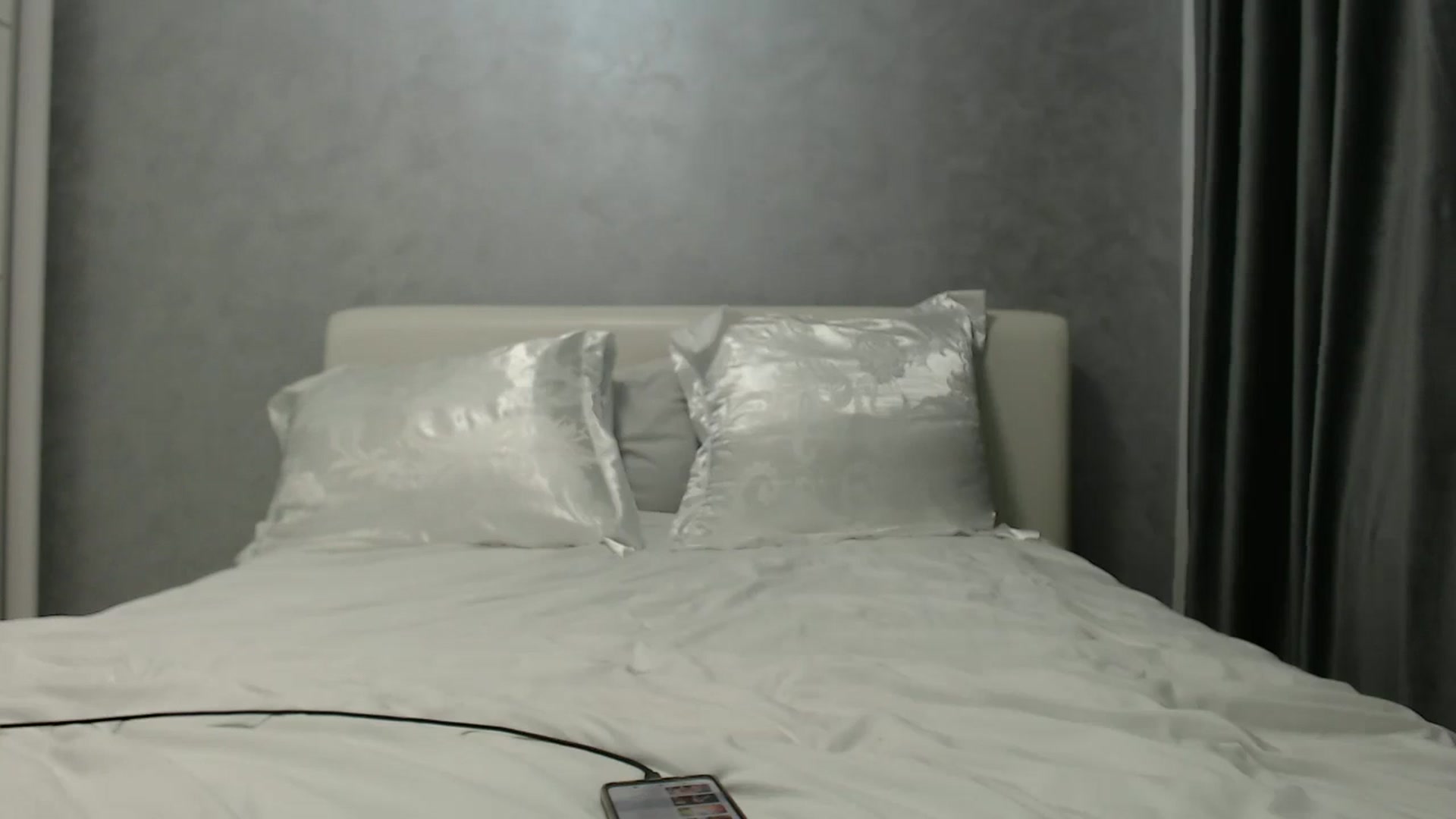 Gallery image thumbnail from Aahh_Emilia's myfreecams stream on, 06/12/2024, 15:59 image 10 of 20