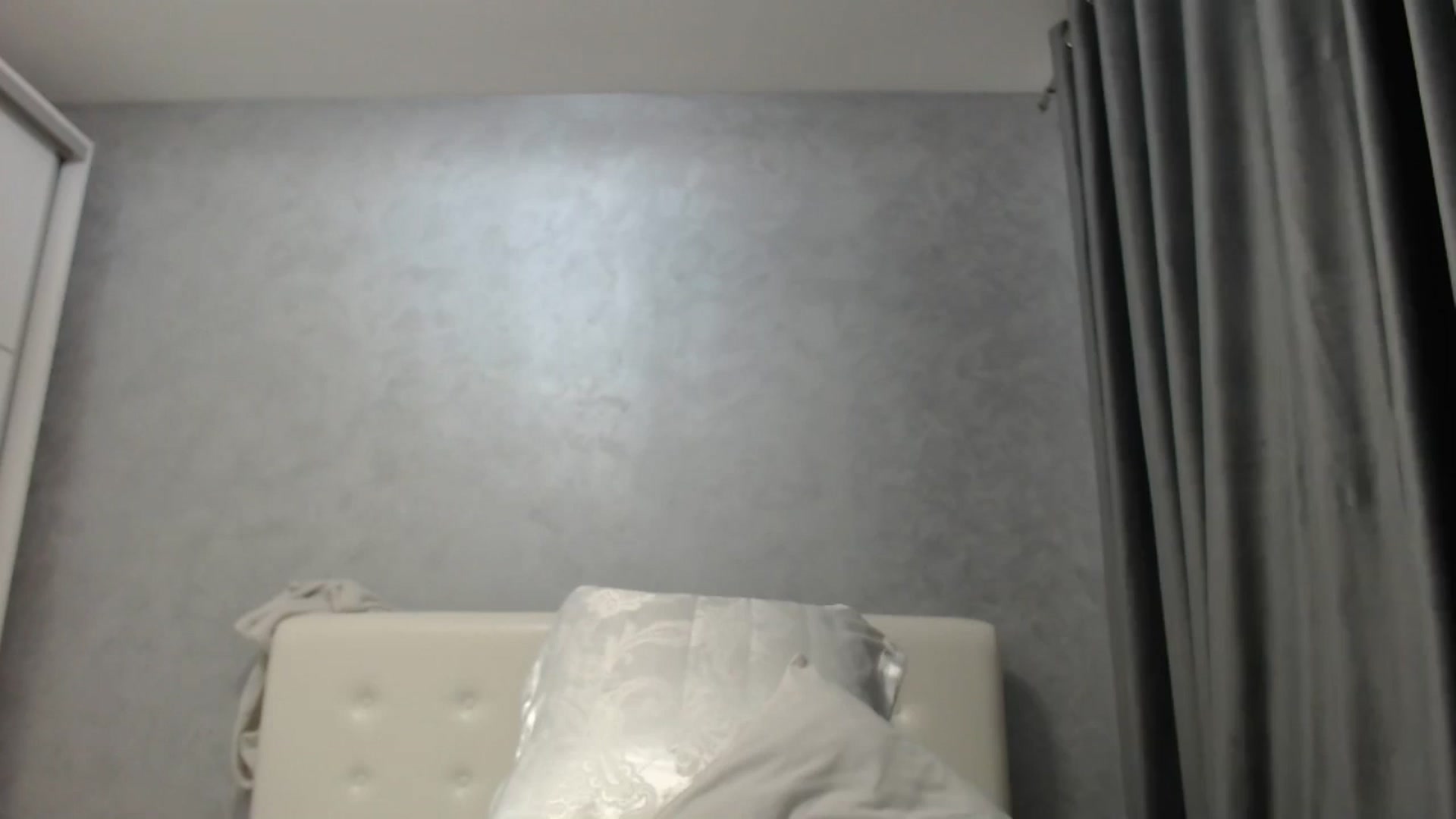 Gallery image thumbnail from Aahh_Emilia's myfreecams stream on, 06/16/2024, 18:11 image 4 of 20