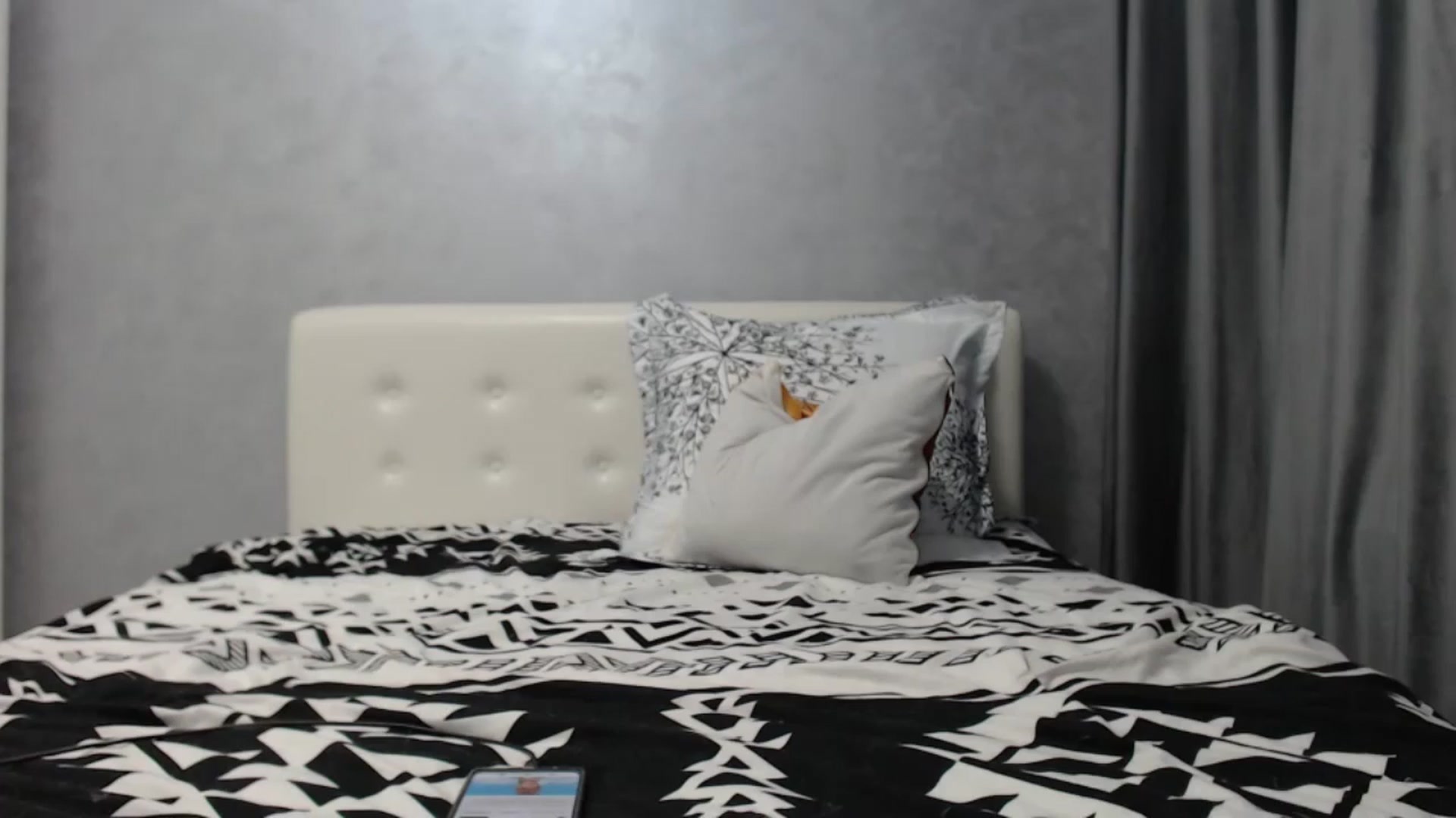 Gallery image thumbnail from Aahh_Emilia's myfreecams stream on, 06/22/2024, 16:01 image 10 of 20