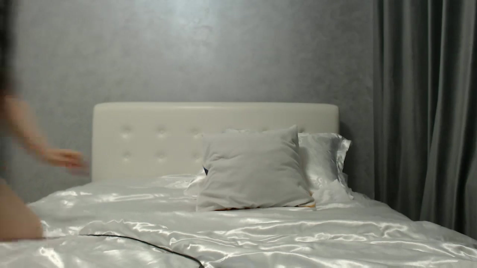 Gallery image thumbnail from Aahh_Emilia's myfreecams stream on, 06/30/2024, 16:10 image 8 of 20