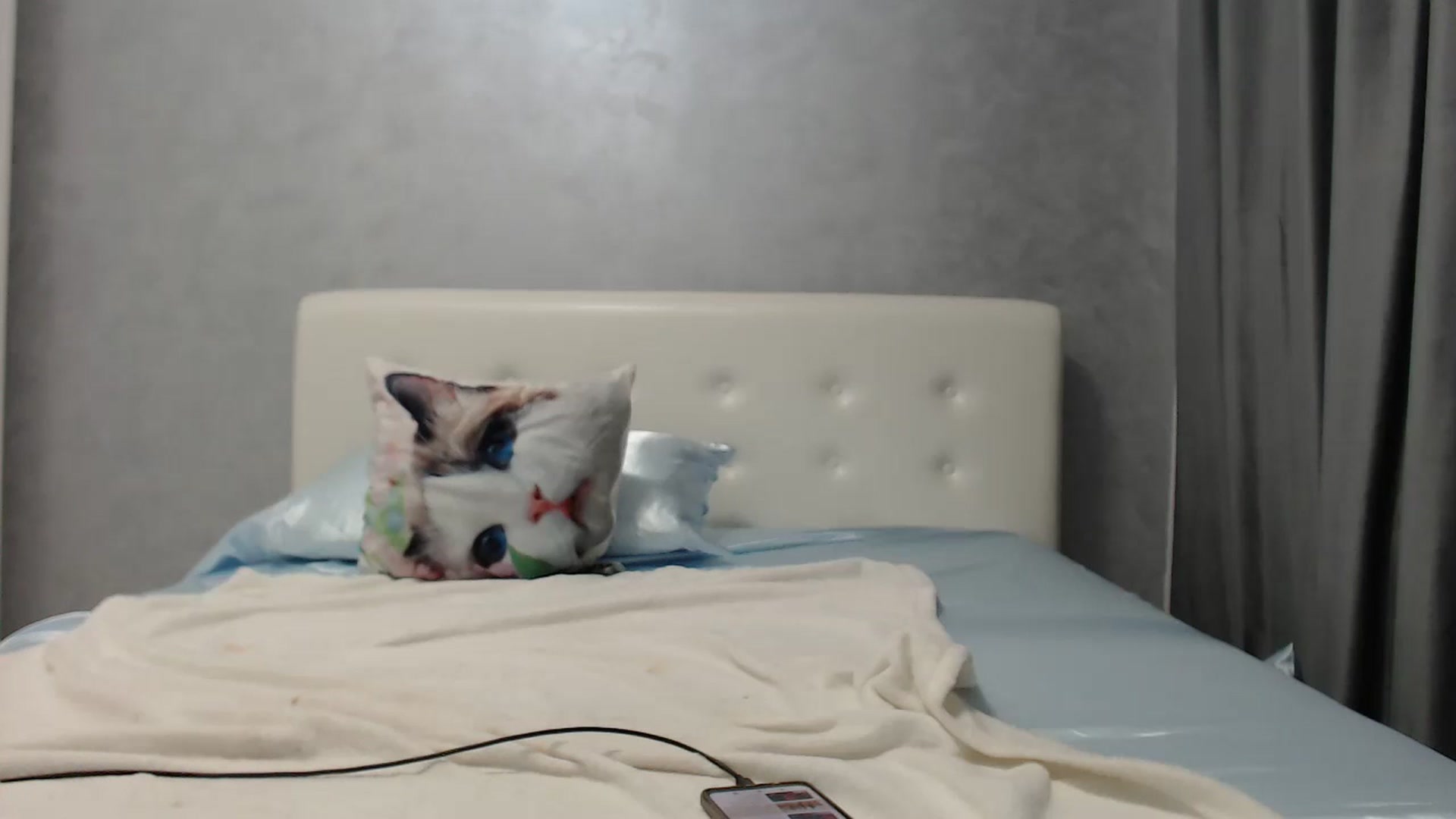 Gallery image thumbnail from Aahh_Emilia's myfreecams stream on, 07/22/2024, 16:41 image 10 of 20