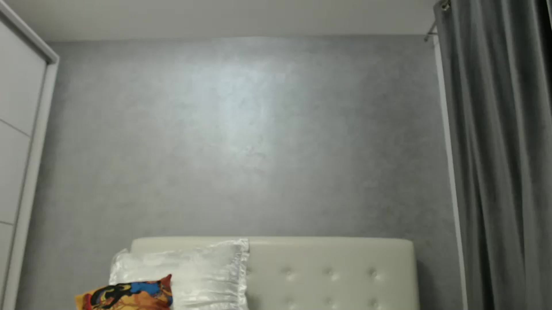 Gallery image thumbnail from Aahh_Emilia's myfreecams stream on, 07/31/2024, 18:17 image 4 of 20