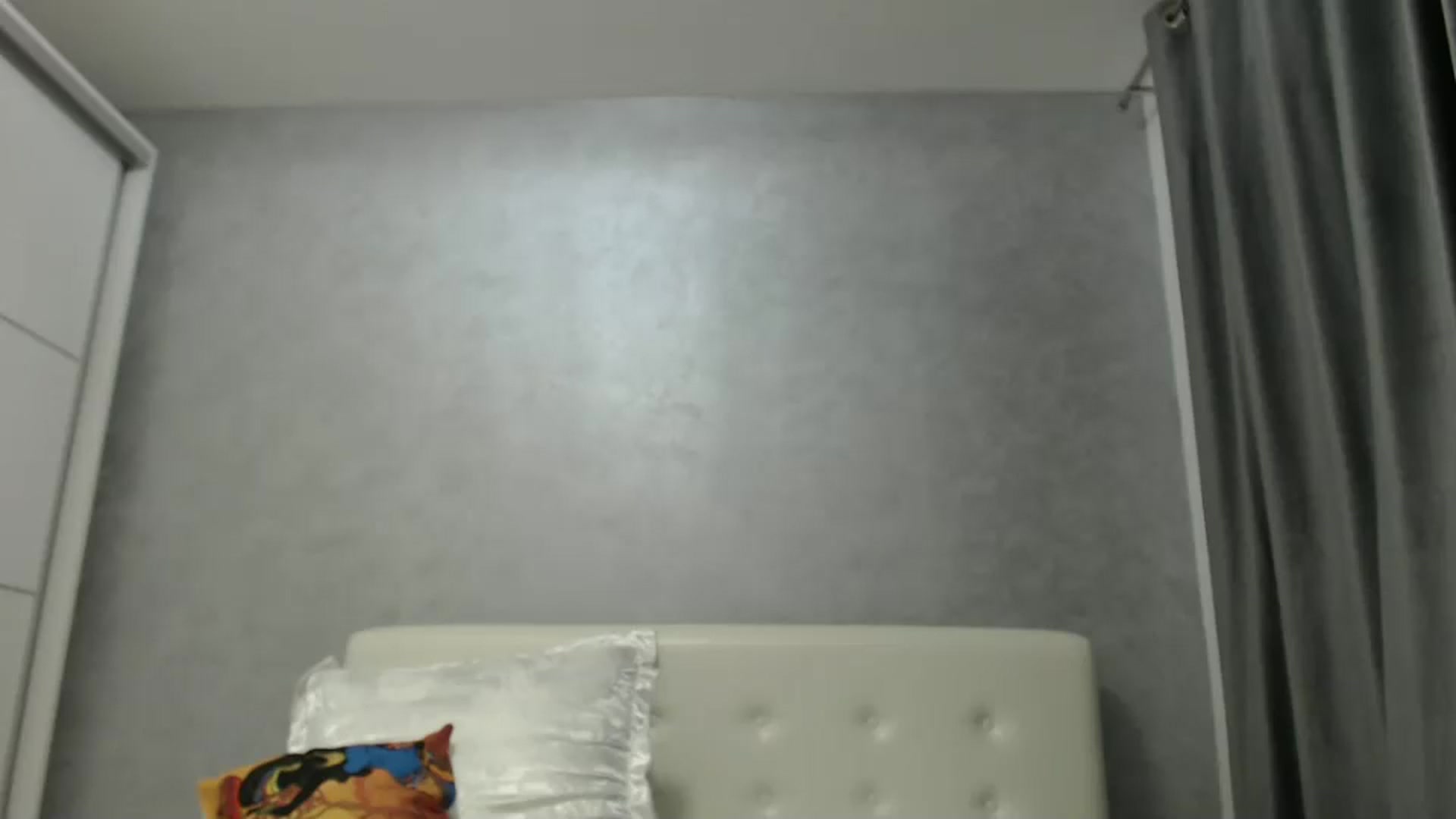 Gallery image thumbnail from Aahh_Emilia's myfreecams stream on, 07/31/2024, 18:17 image 3 of 20