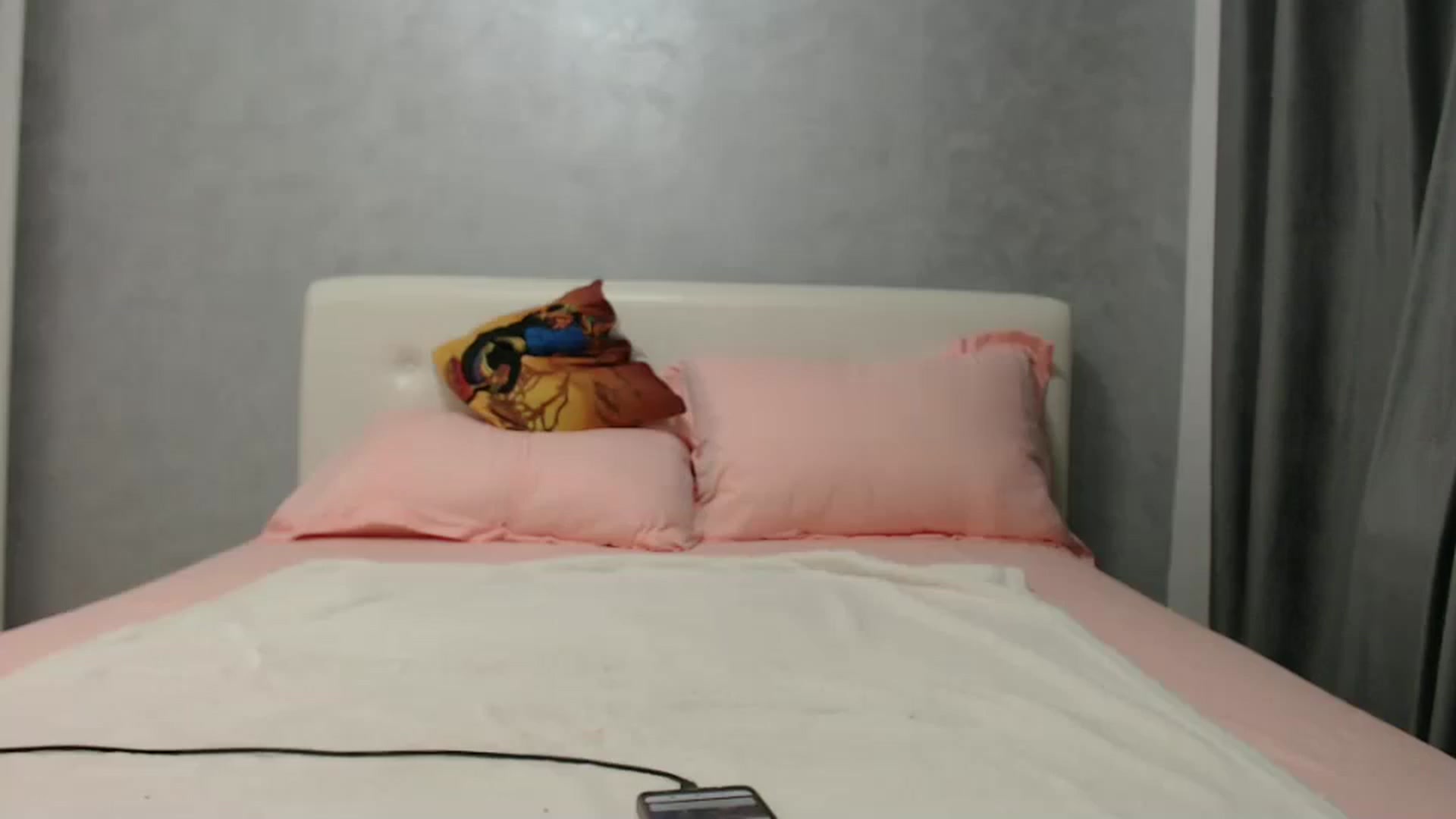 Gallery image thumbnail from Aahh_Emilia's myfreecams stream on, 08/02/2024, 16:34 image 19 of 20