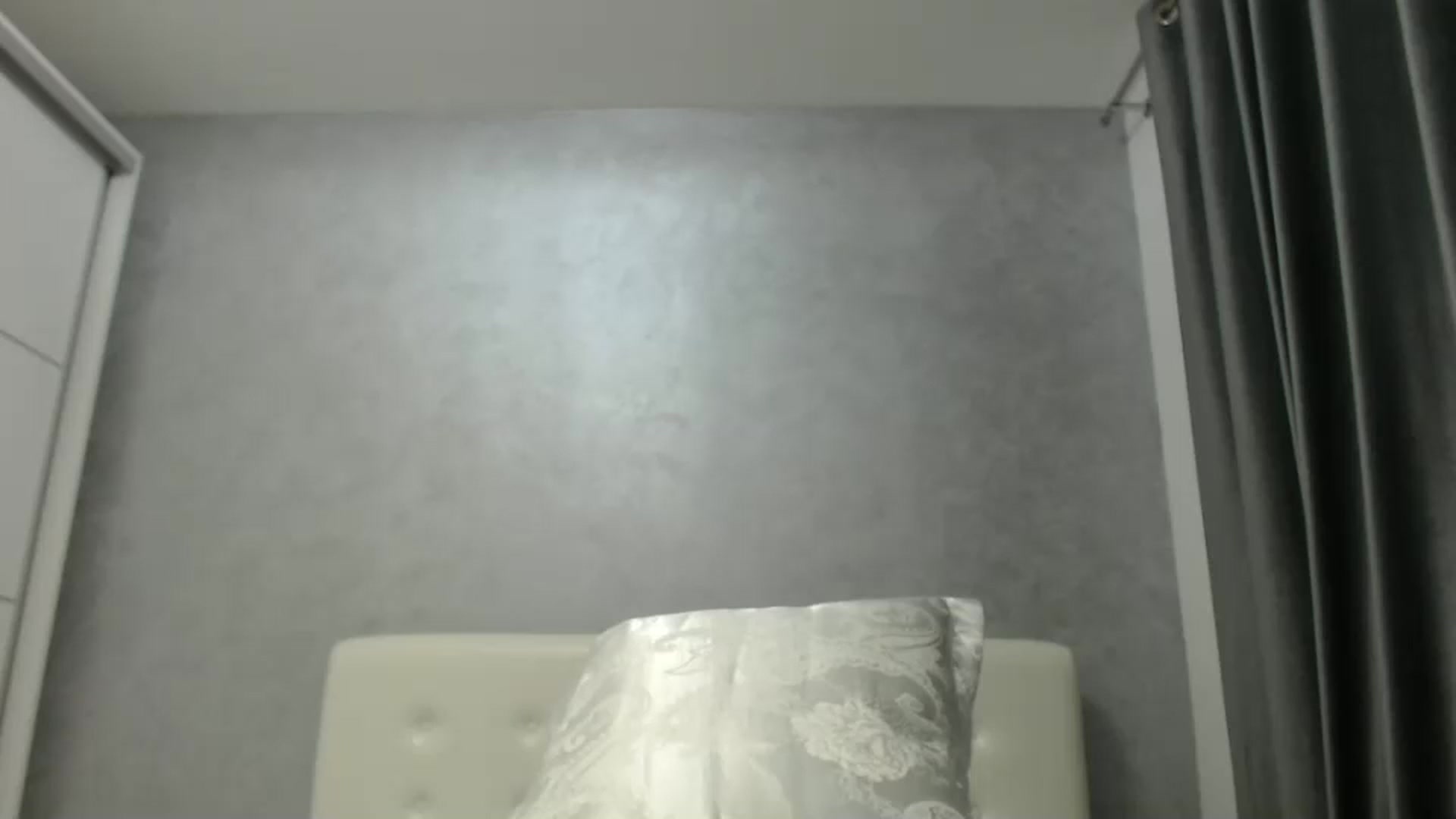 Gallery image thumbnail from Aahh_Emilia's myfreecams stream on, 08/13/2024, 18:08 image 1 of 20