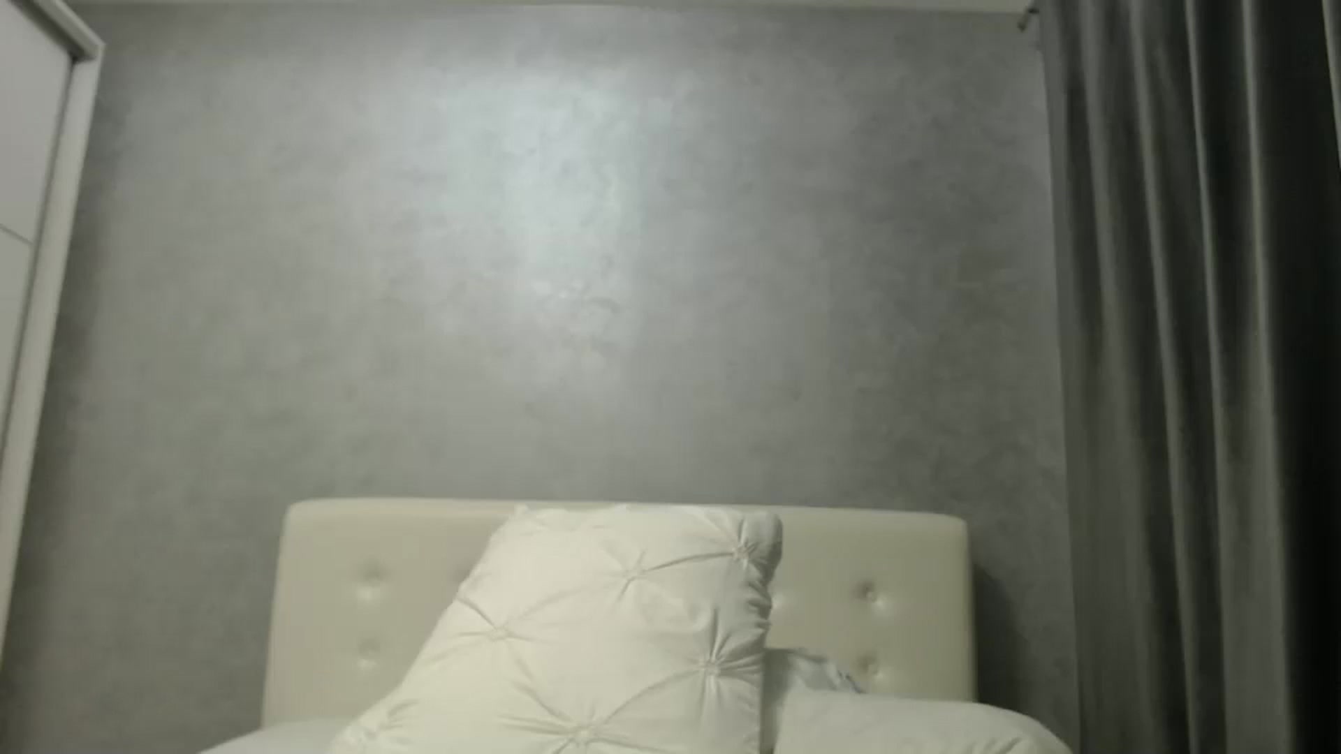 Gallery image thumbnail from Aahh_Emilia's myfreecams stream on, 08/15/2024, 17:58 image 3 of 20