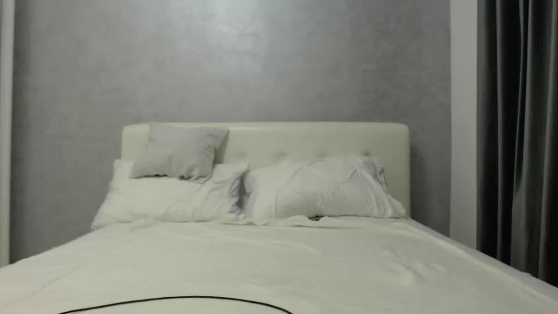 Gallery image thumbnail from Aahh_Emilia's myfreecams stream on, 08/18/2024, 15:54 image 13 of 20