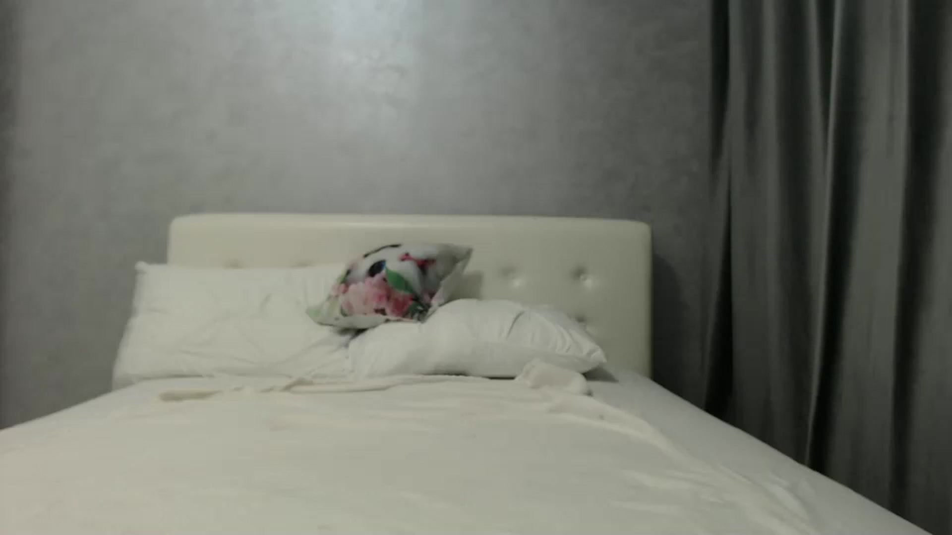 Gallery image thumbnail from Aahh_Emilia's myfreecams stream on, 09/06/2024, 16:05 image 20 of 20