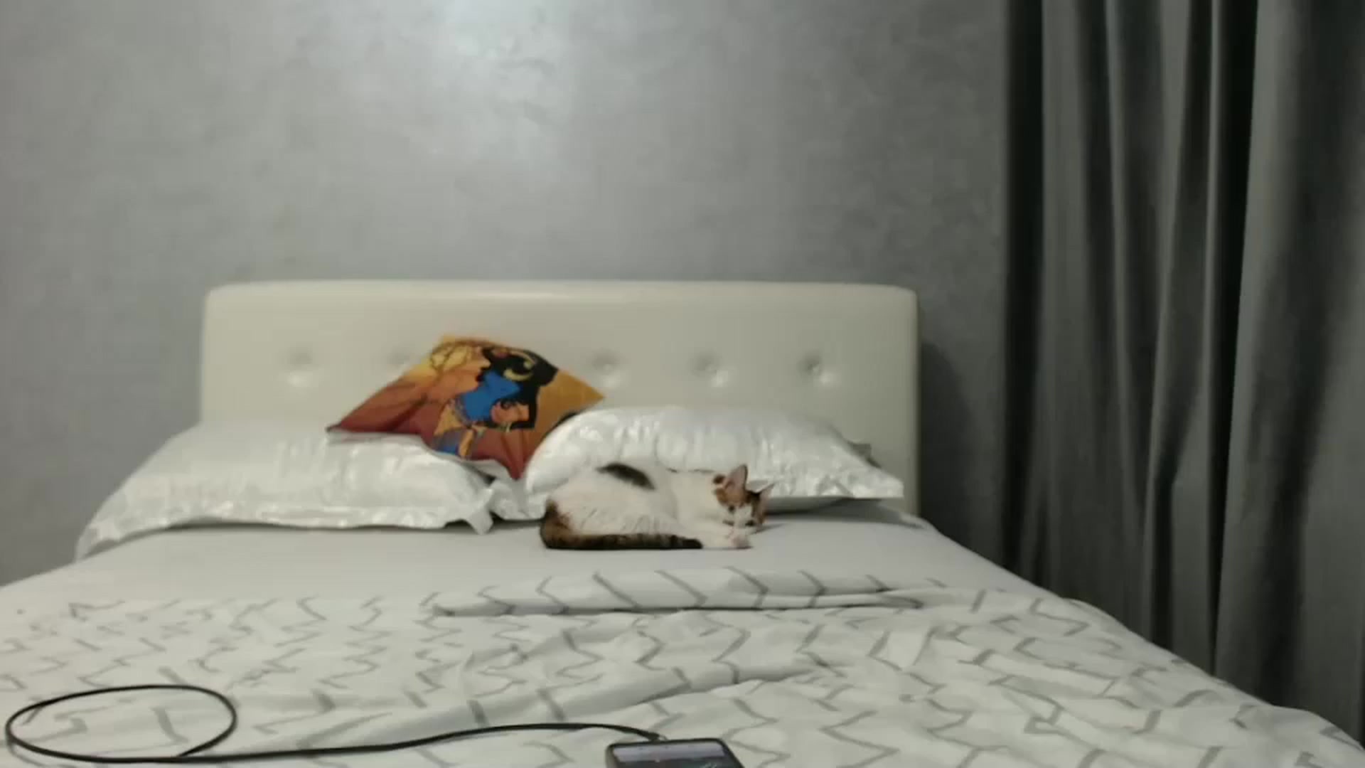 Gallery image thumbnail from Aahh_Emilia's myfreecams stream on, 01/07/2025, 17:48 image 17 of 20