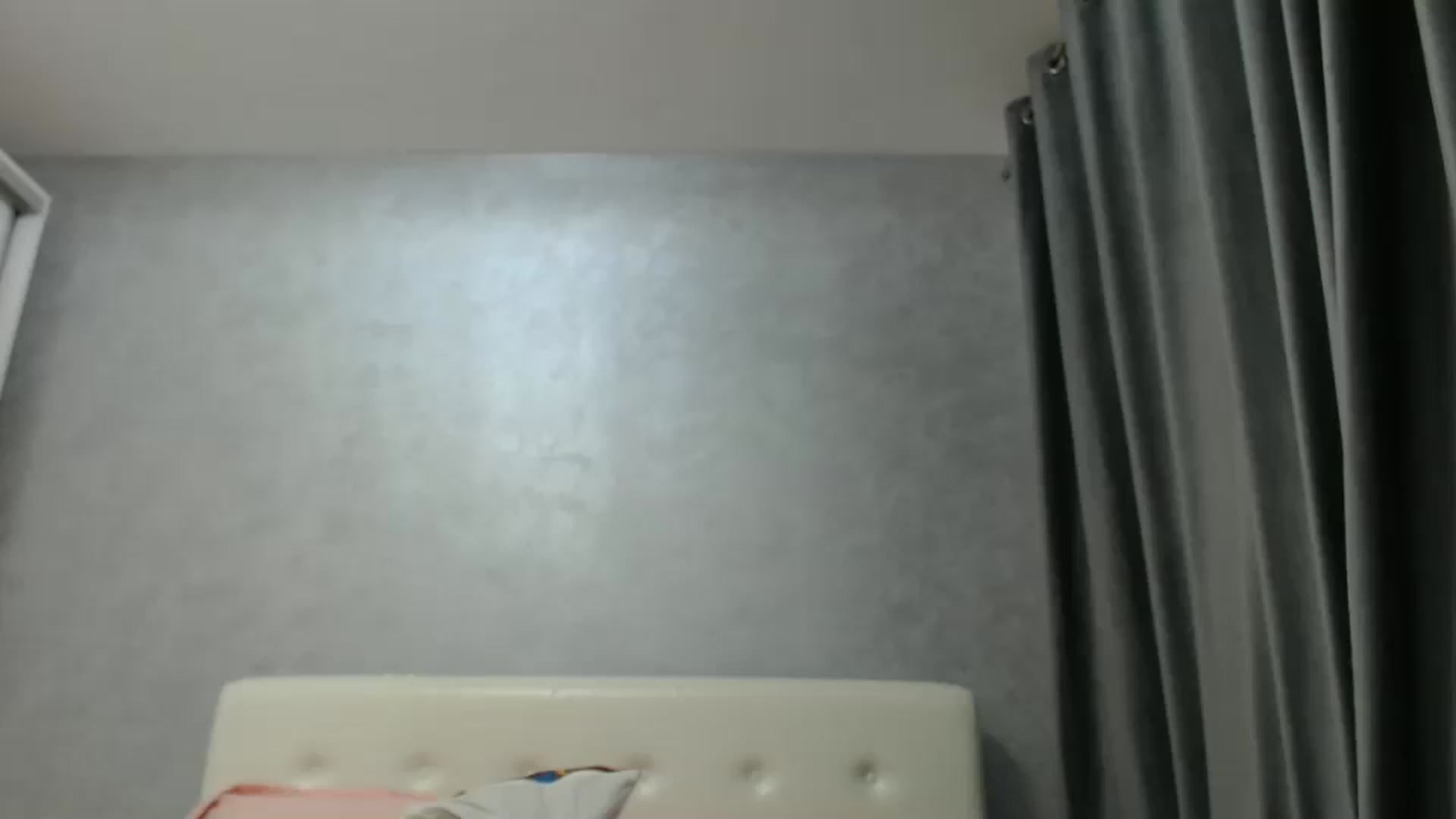 Gallery image thumbnail from Aahh_Emilia's myfreecams stream on, 03/19/2025, 16:43 image 17 of 20