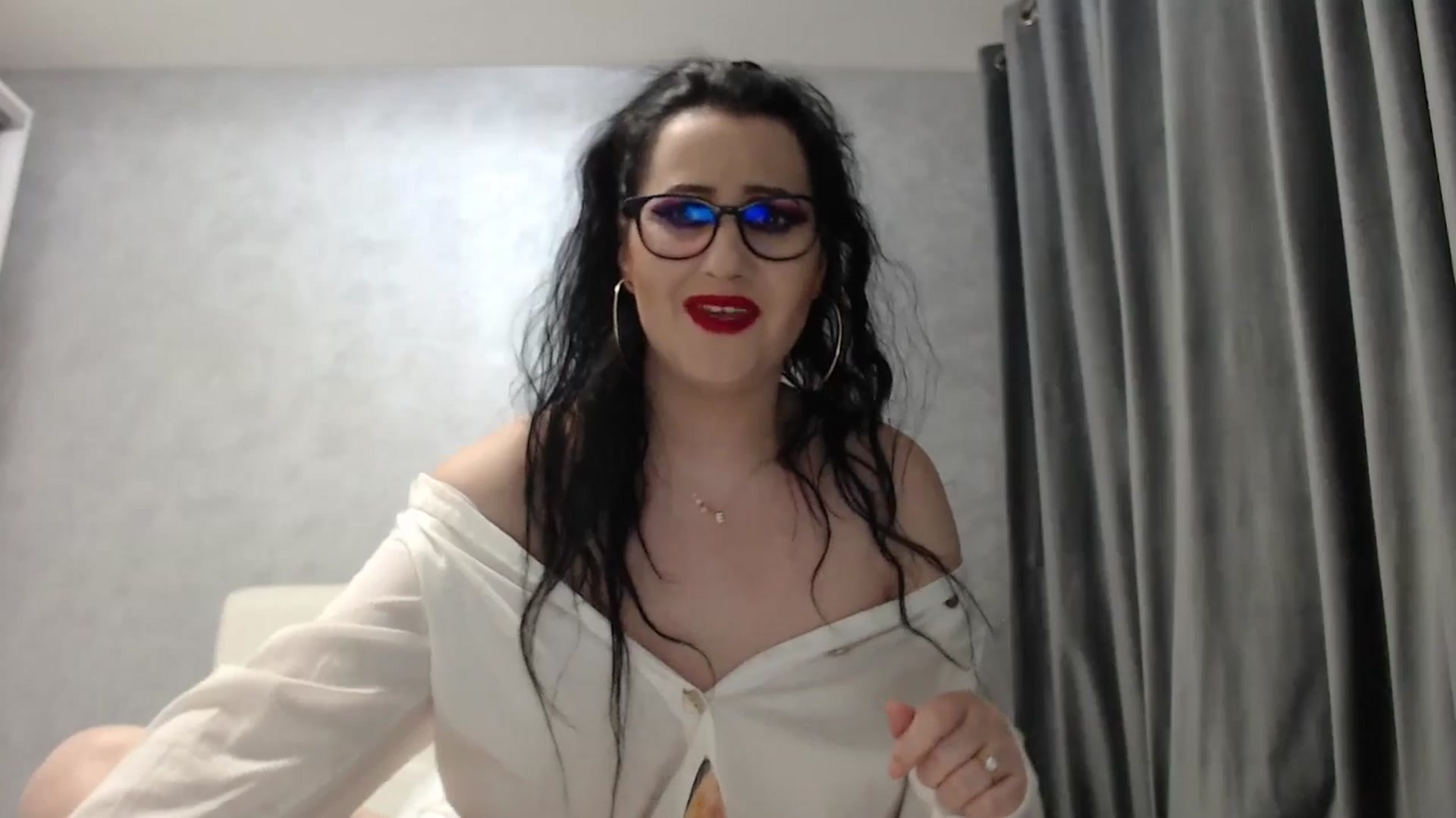 Gallery image thumbnail from Aahh_Emilia's myfreecams stream on, 03/22/2025, 18:20 image 4 of 20