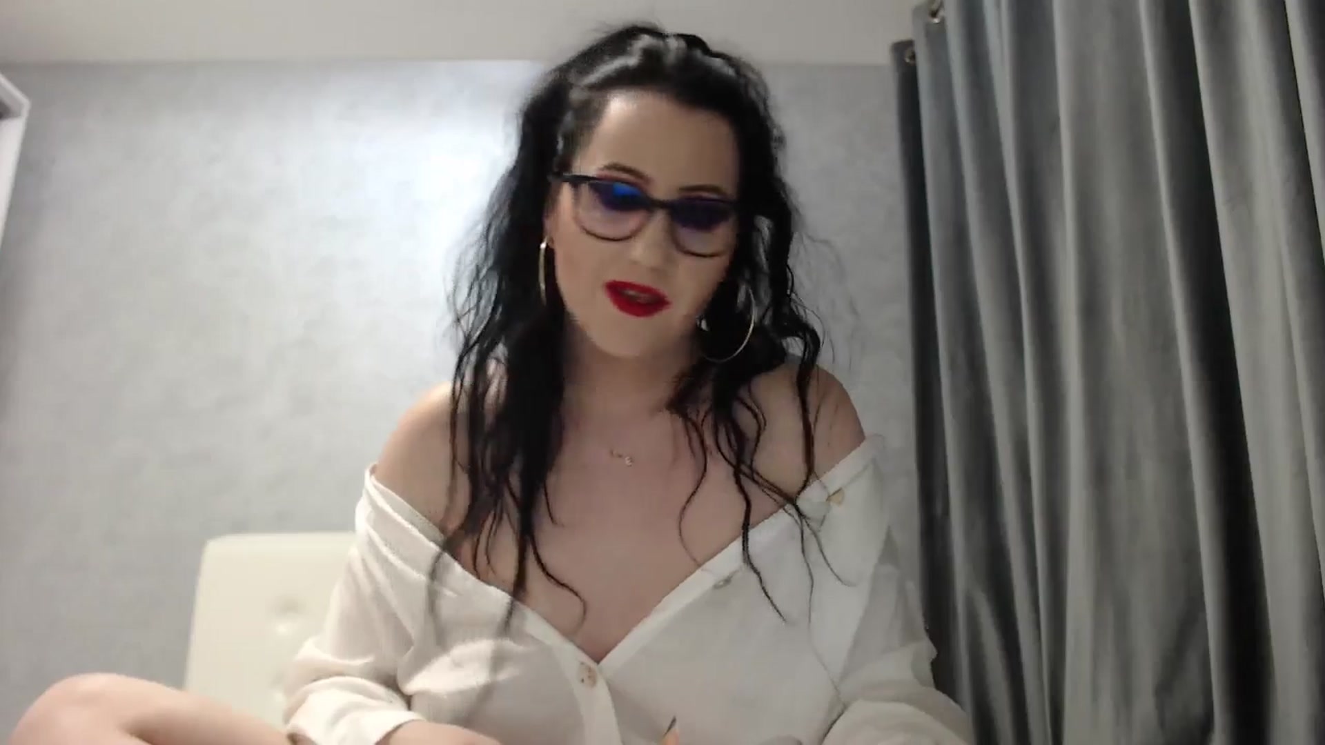 Gallery image thumbnail from Aahh_Emilia's myfreecams stream on, 03/22/2025, 18:20 image 5 of 20