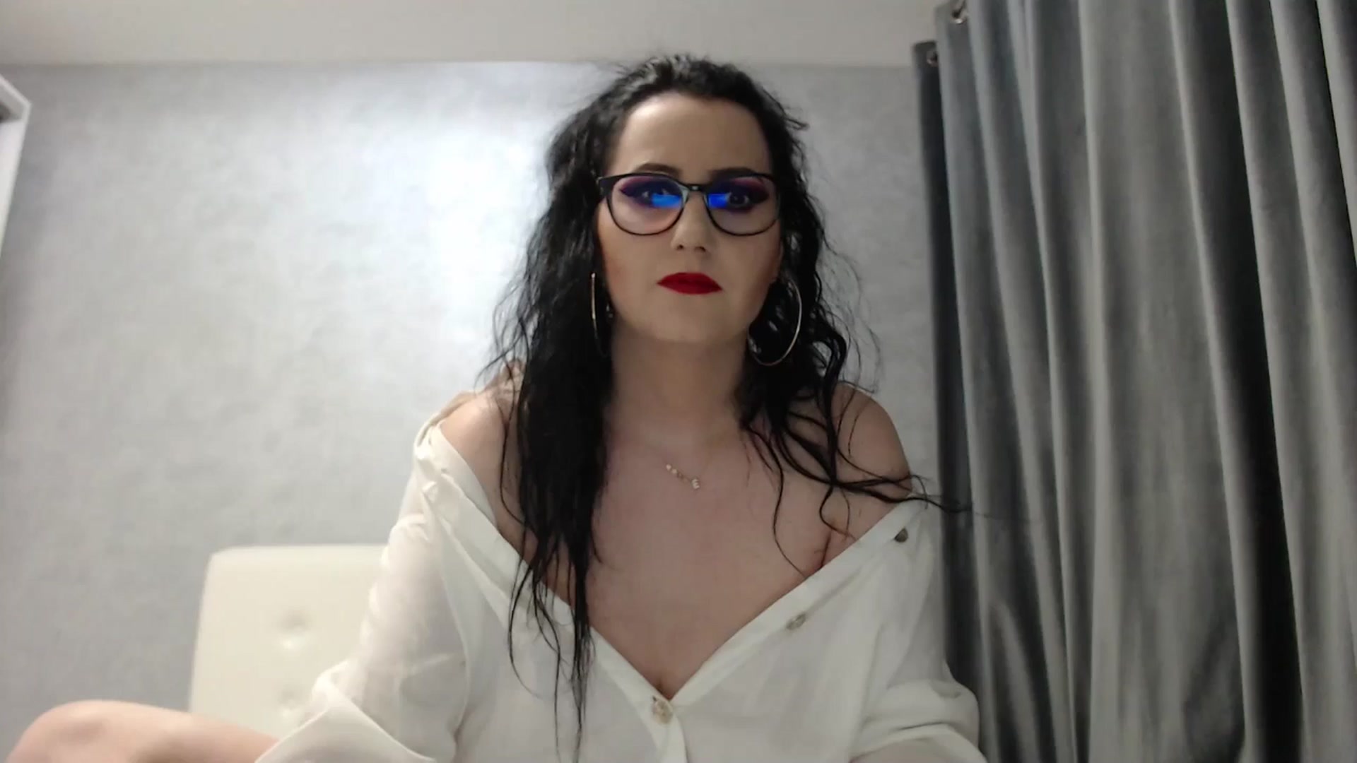 Gallery image thumbnail from Aahh_Emilia's myfreecams stream on, 03/22/2025, 18:20 image 2 of 20