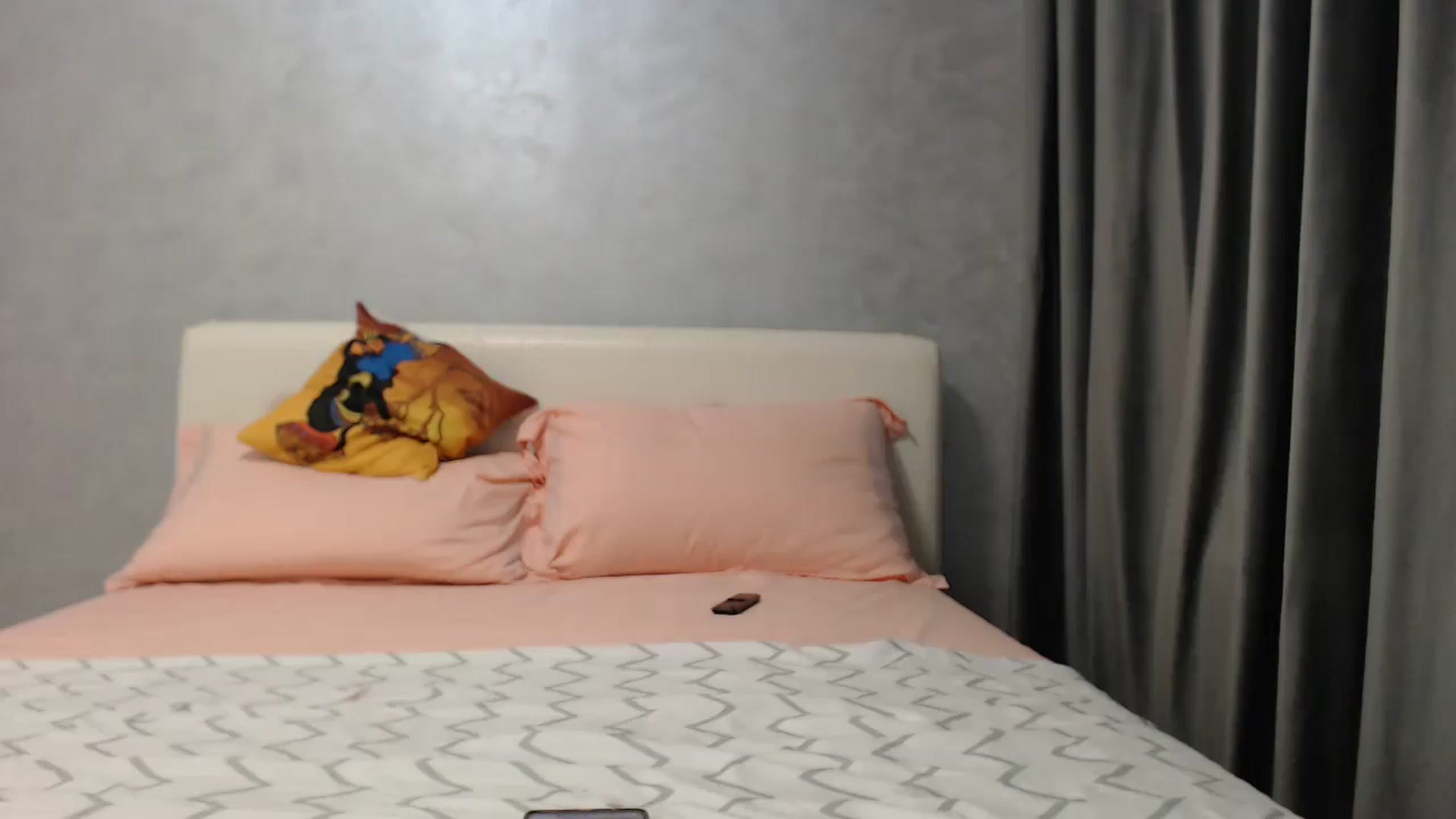 Gallery image thumbnail from Aahh_Emilia's myfreecams stream on, 04/25/2025, 16:36 image 16 of 20