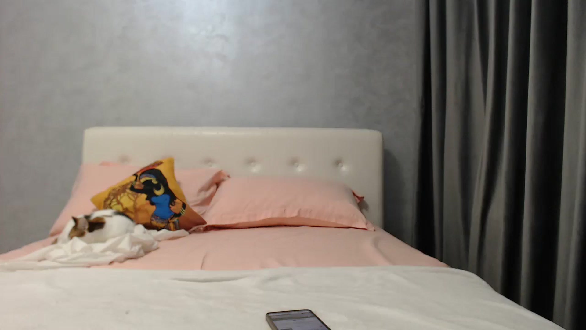 Gallery image thumbnail from Aahh_Emilia's myfreecams stream on, 04/28/2025, 16:37 image 14 of 20