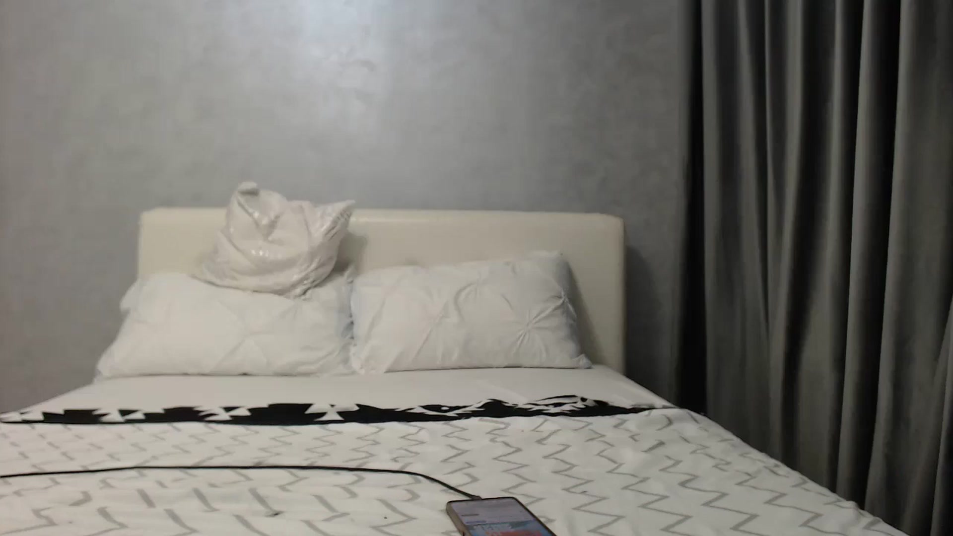 Gallery image thumbnail from Aahh_Emilia's myfreecams stream on, 05/02/2025, 16:54 image 12 of 20