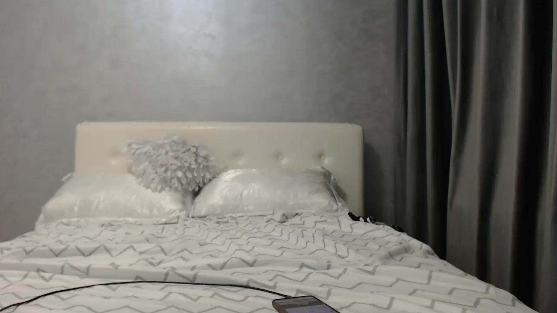 Gallery image thumbnail from Aahh_Emilia's myfreecams stream on, 05/14/2025, 16:48 image 14 of 20