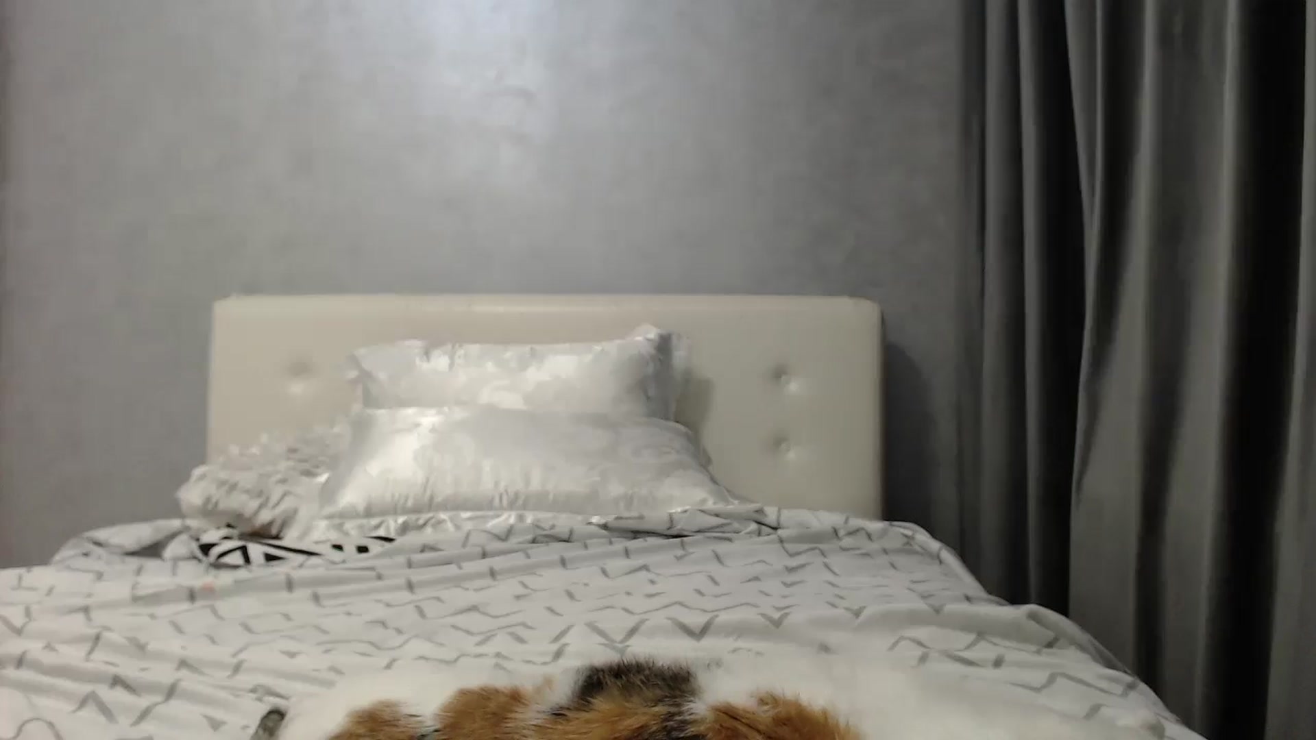 Gallery image thumbnail from Aahh_Emilia's myfreecams stream on, 05/15/2025, 17:58 image 13 of 20