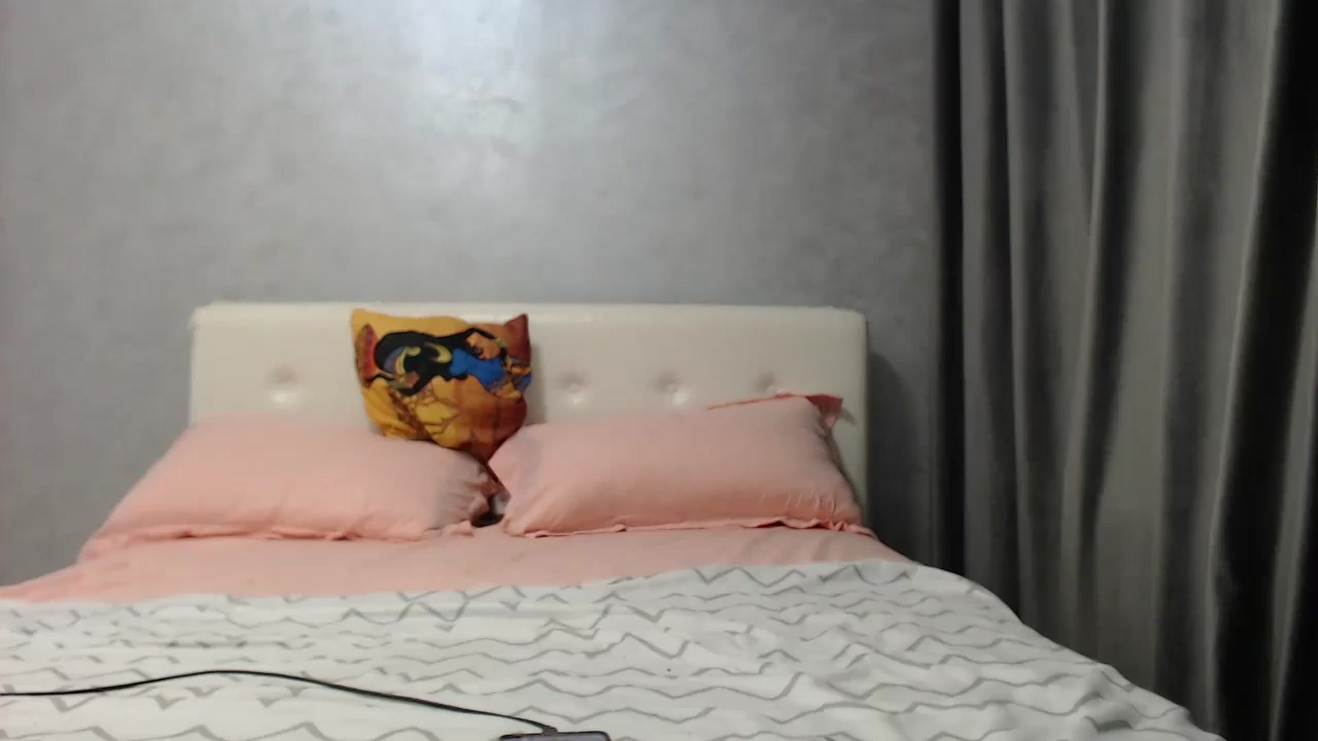 Gallery image thumbnail from Aahh_Emilia's myfreecams stream on, 06/05/2025, 16:31 image 3 of 20
