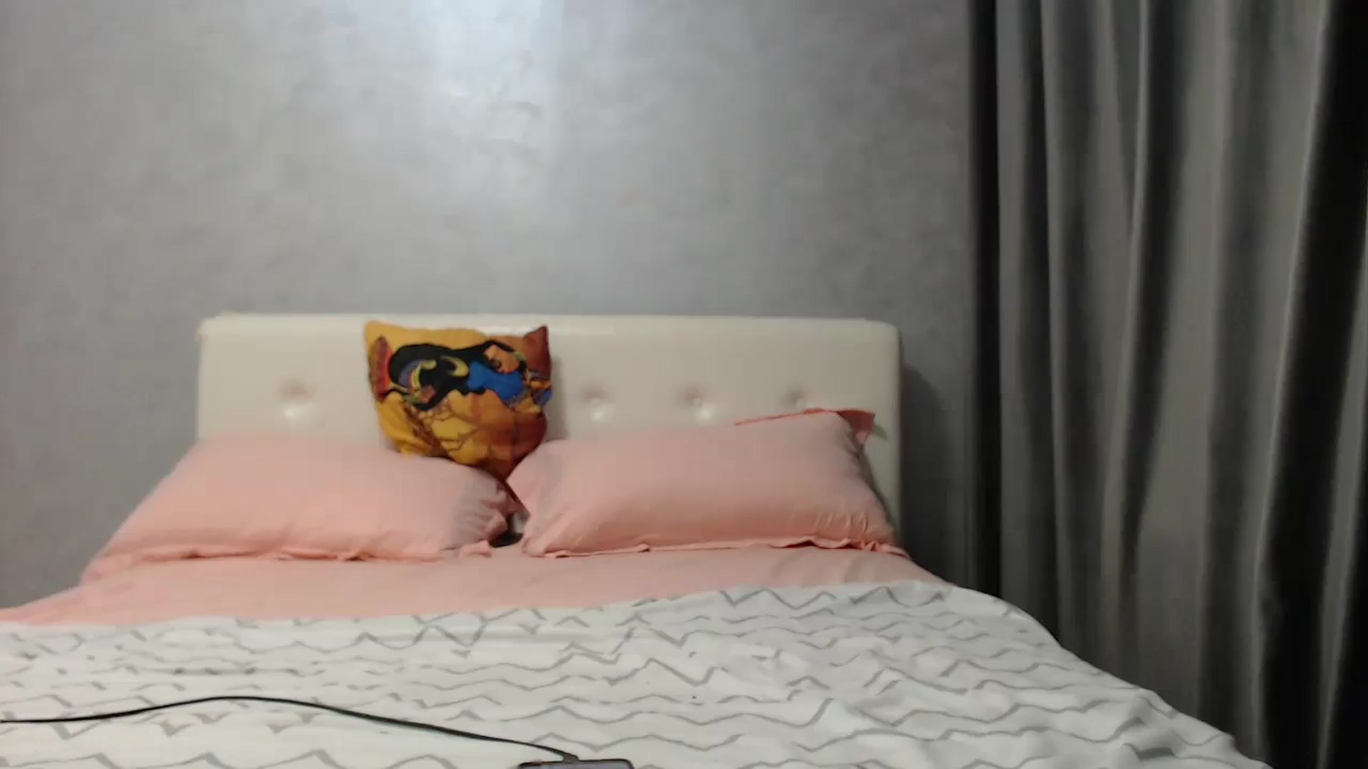 Gallery image thumbnail from Aahh_Emilia's myfreecams stream on, 06/05/2025, 16:31 image 2 of 20