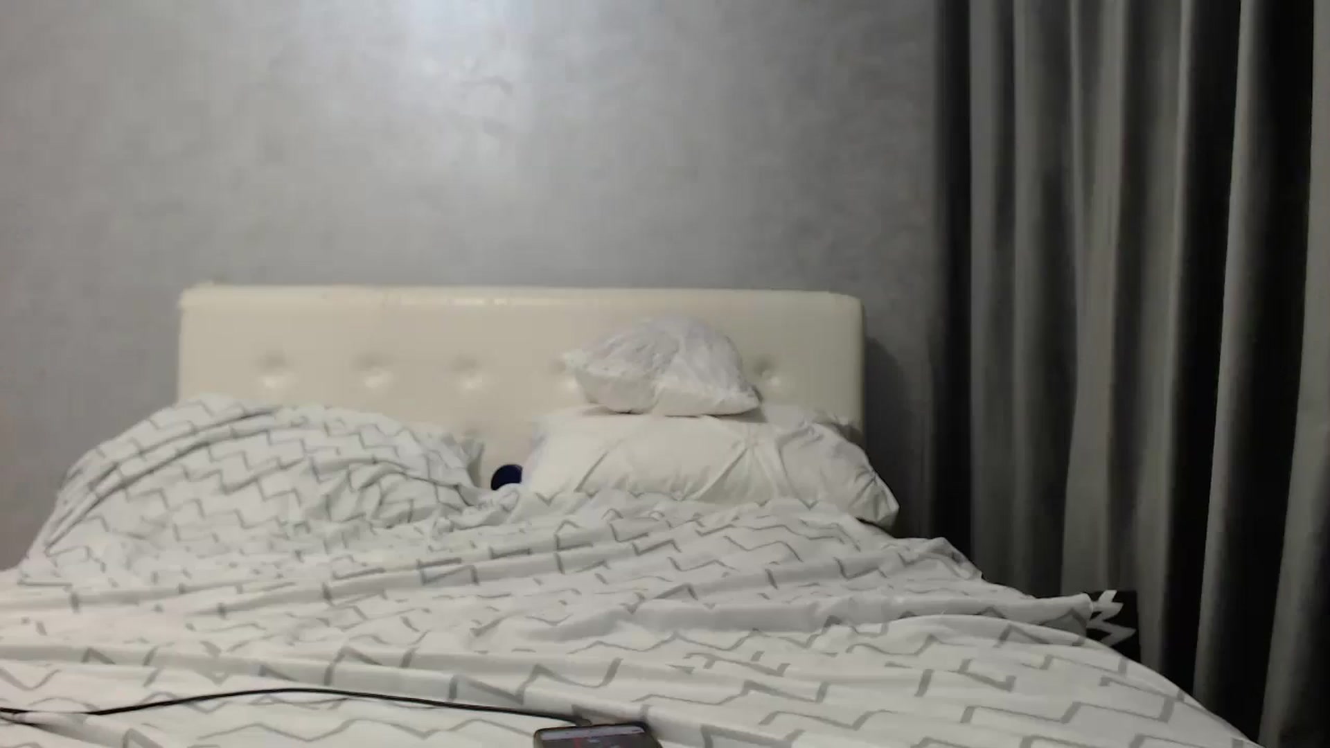 Gallery image thumbnail from Aahh_Emilia's myfreecams stream on, 06/20/2025, 16:32 image 18 of 20
