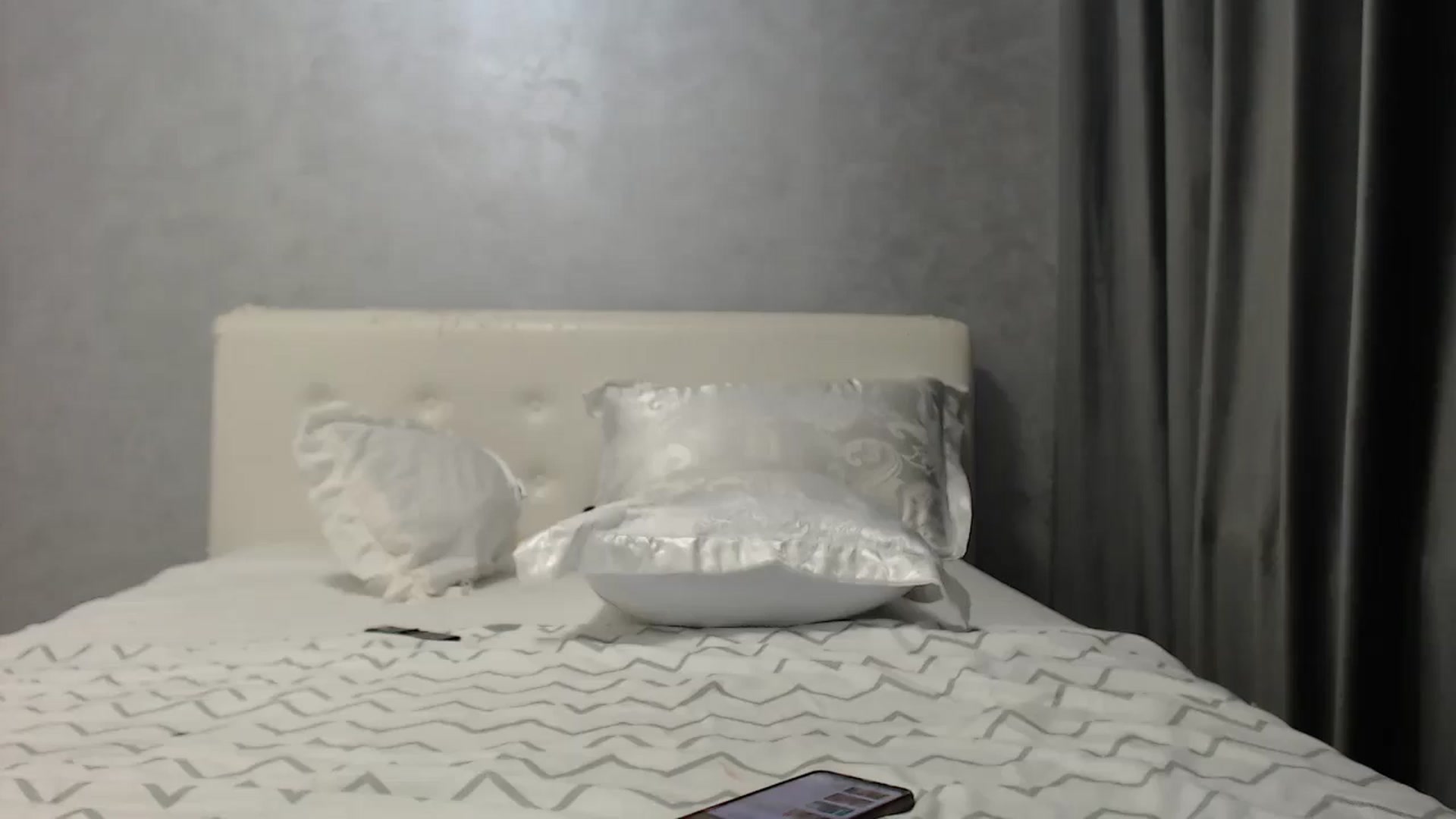 Gallery image thumbnail from Aahh_Emilia's myfreecams stream on, 07/02/2025, 18:20 image 14 of 20