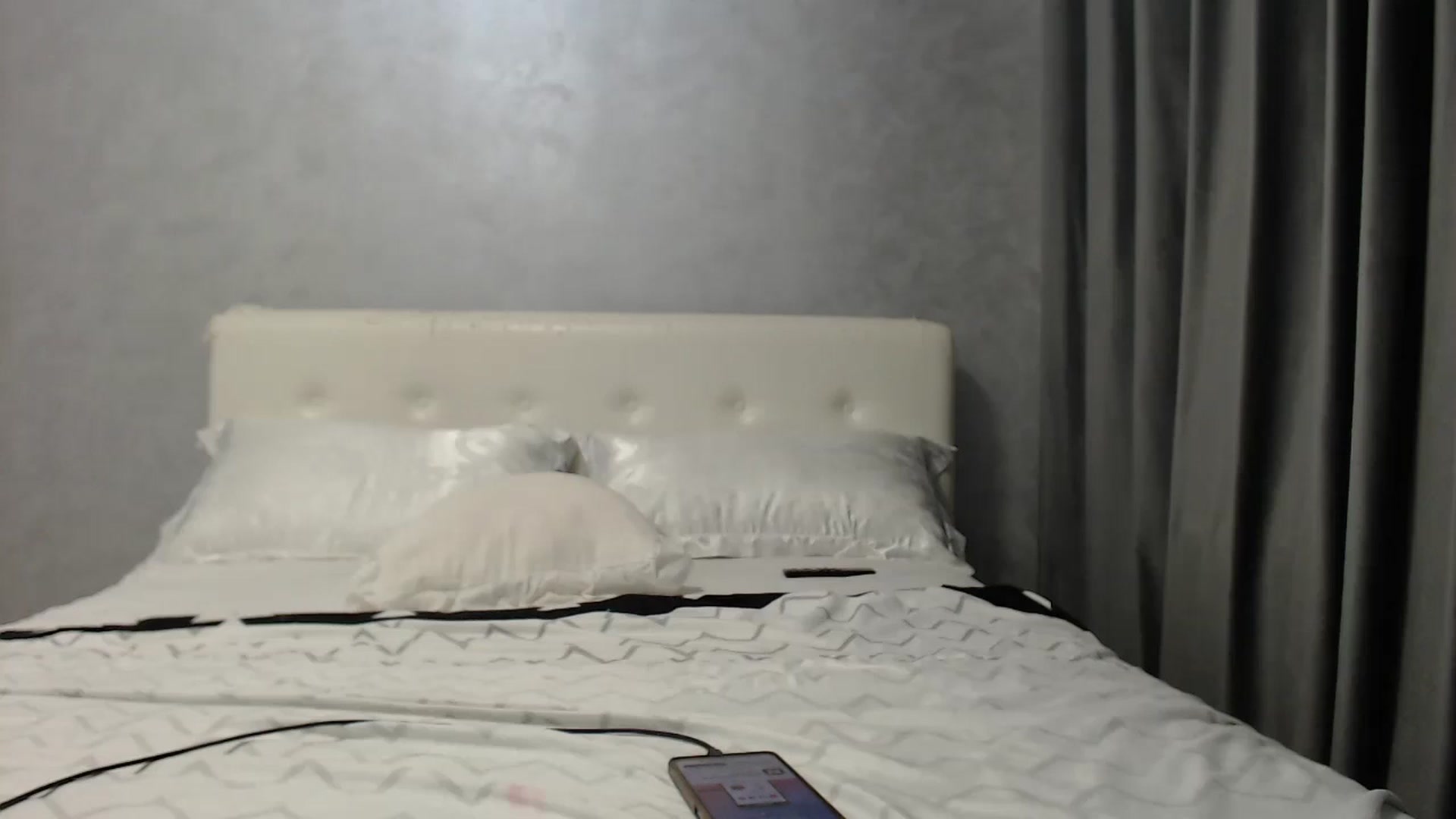 Gallery image thumbnail from Aahh_Emilia's myfreecams stream on, 07/06/2025, 16:24 image 20 of 20