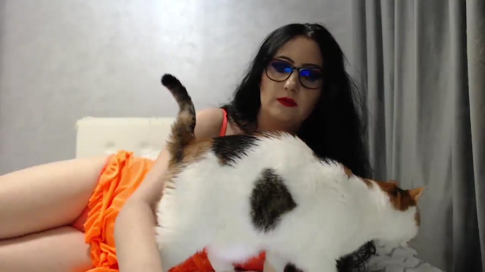 Gallery image thumbnail from Aahh_Emilia's myfreecams stream on, 07/13/2025, 18:11 image 10 of 20