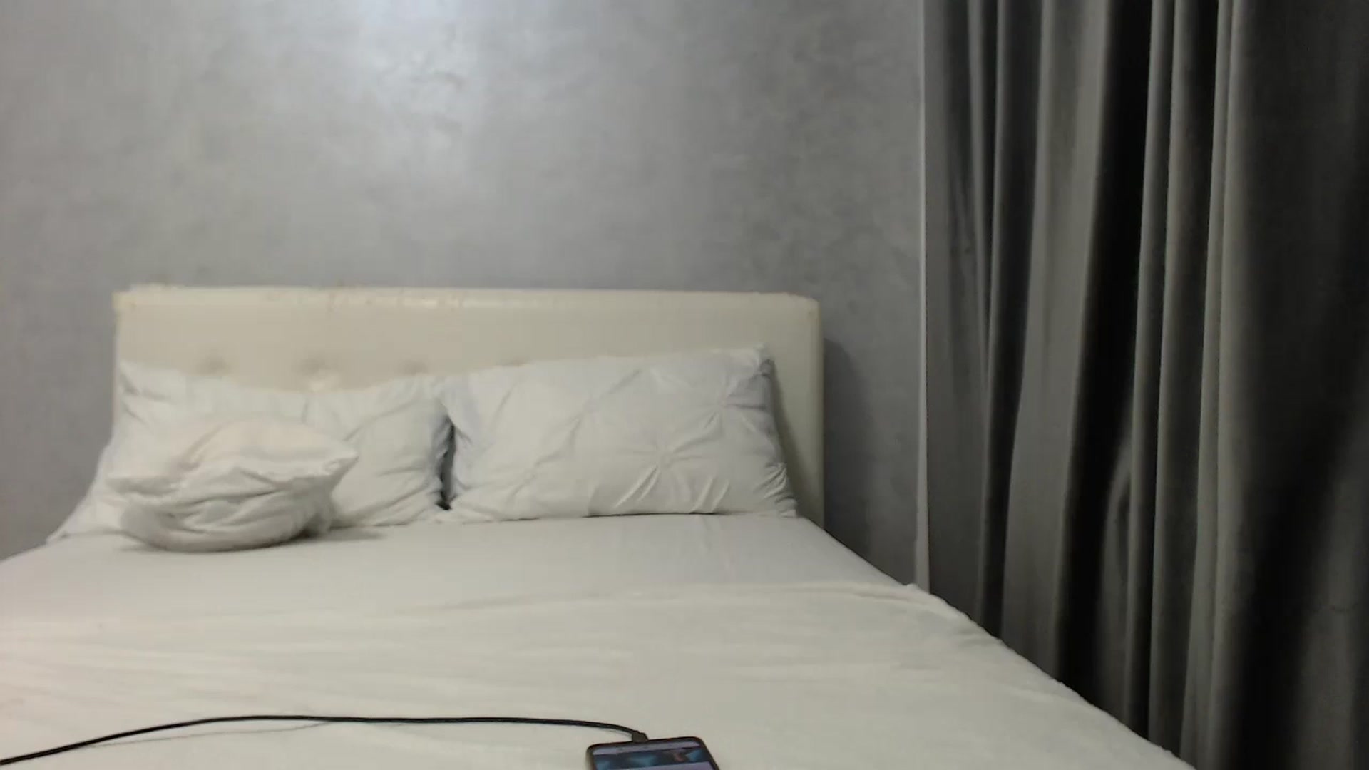 Gallery image thumbnail from Aahh_Emilia's myfreecams stream on, 08/06/2025, 16:31 image 15 of 20
