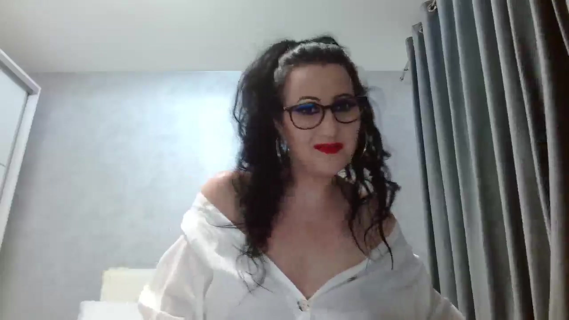 Gallery image thumbnail from Aahh_Emilia's myfreecams stream on, 08/24/2025, 16:19 image 6 of 20