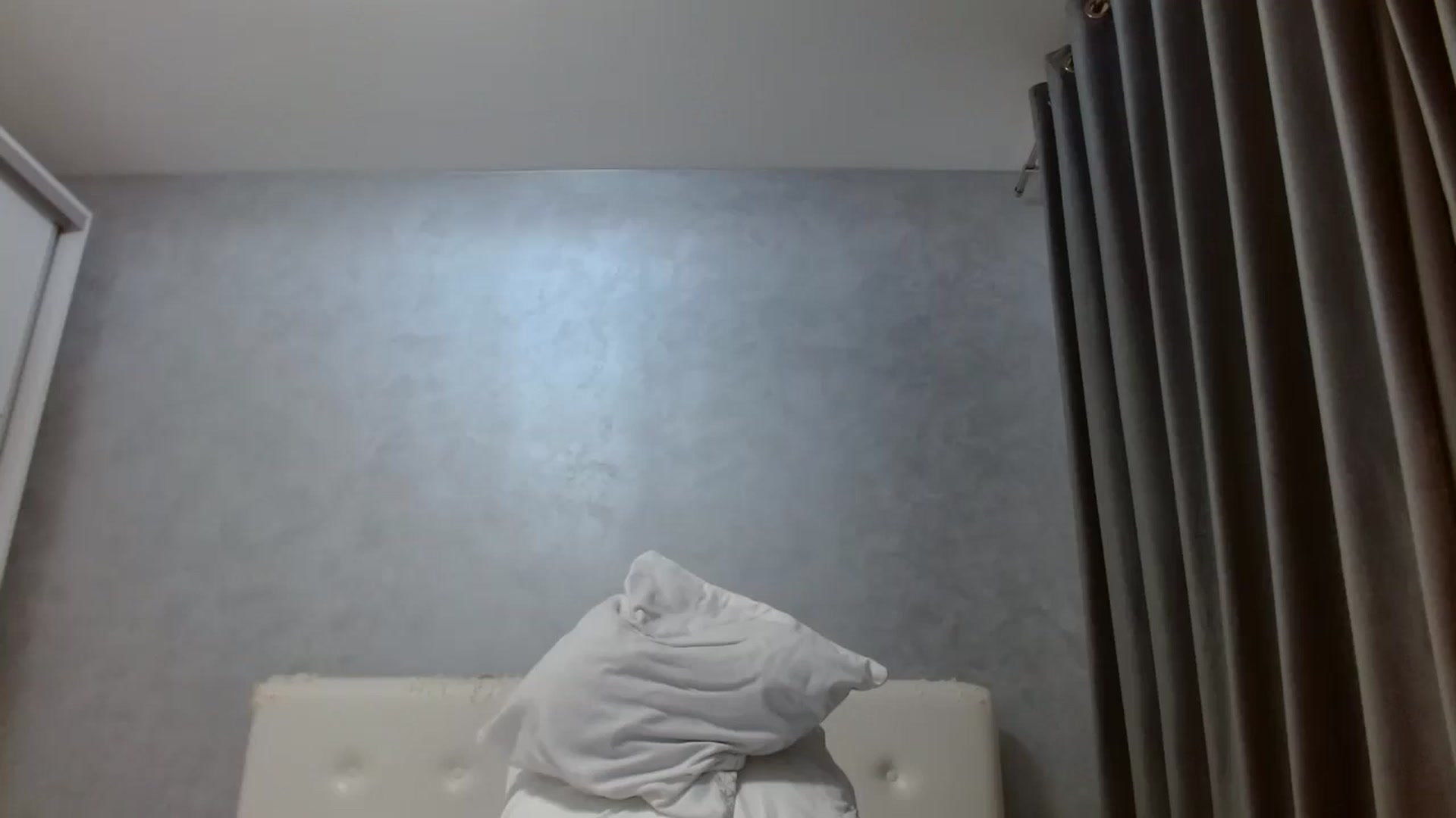 Gallery image thumbnail from Aahh_Emilia's myfreecams stream on, 08/24/2025, 17:49 image 12 of 20
