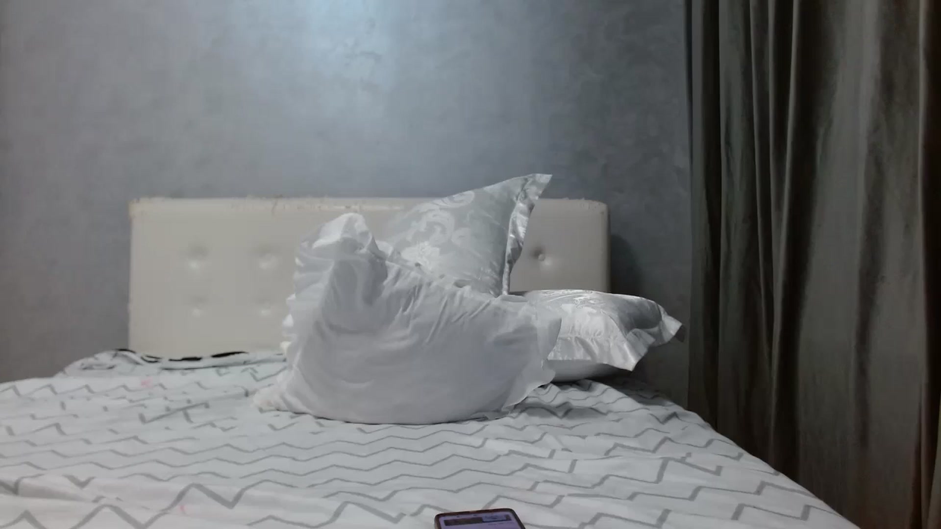 Gallery image thumbnail from Aahh_Emilia's myfreecams stream on, 08/31/2025, 17:47 image 15 of 20